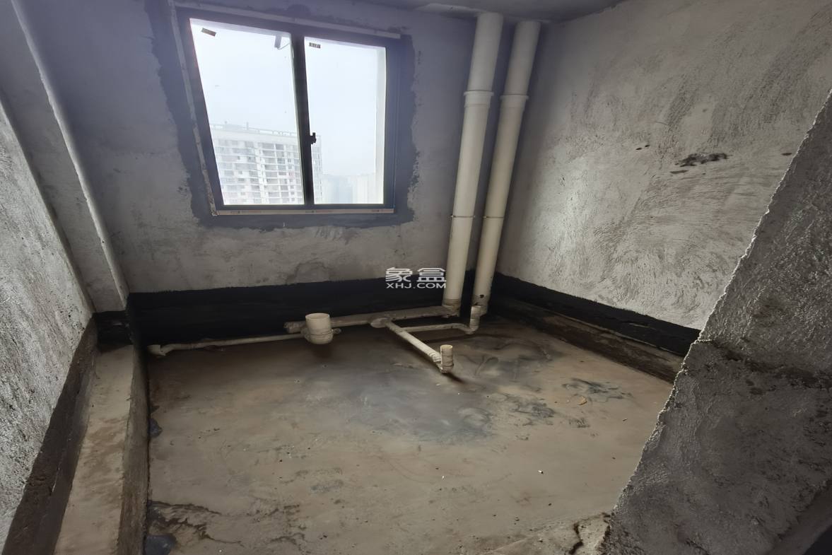 华剑首郡+五江珑悦 4室2厅2卫 59.8万 华剑首郡+五江珑悦 4室2厅2卫 59.8万客厅