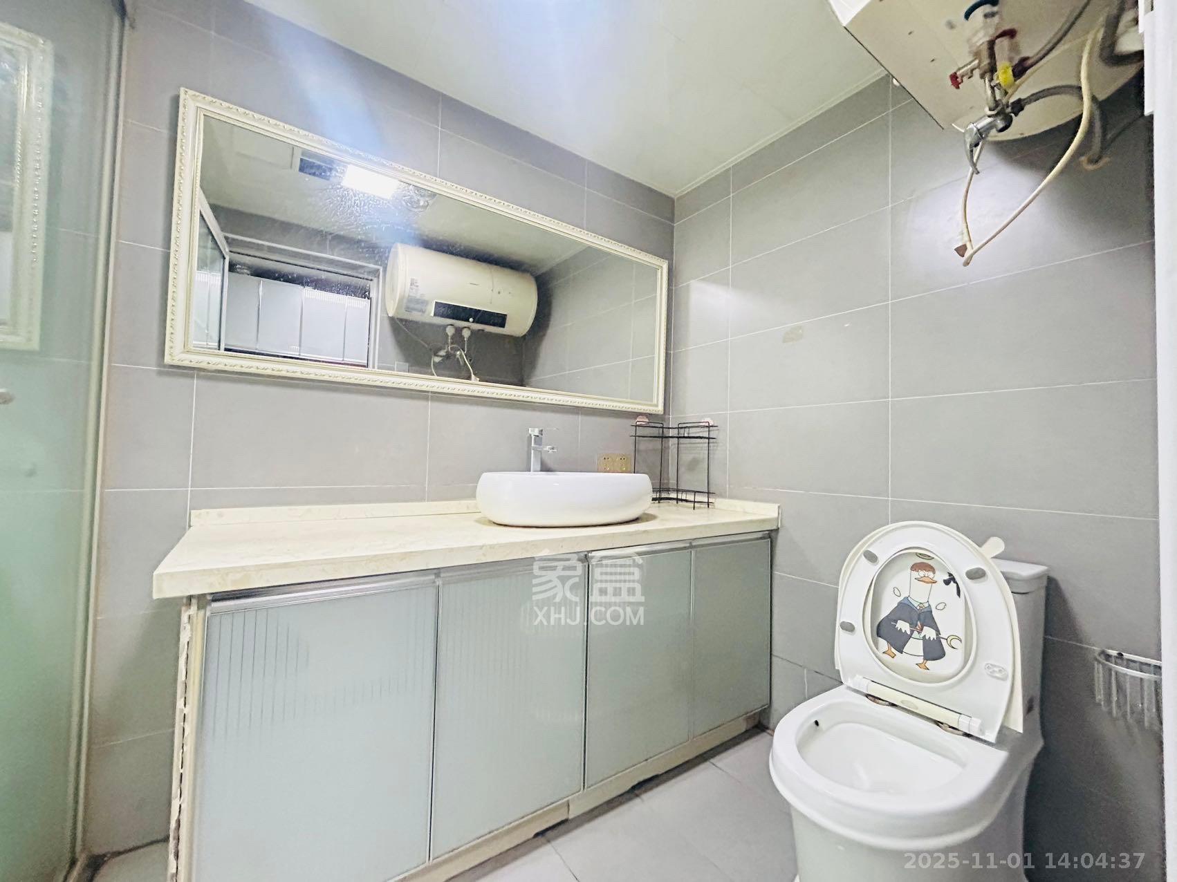 恒泰广场 1室1厅1卫 1400.0元/月 恒泰广场 1室1厅1卫 1400.0元/月室内图