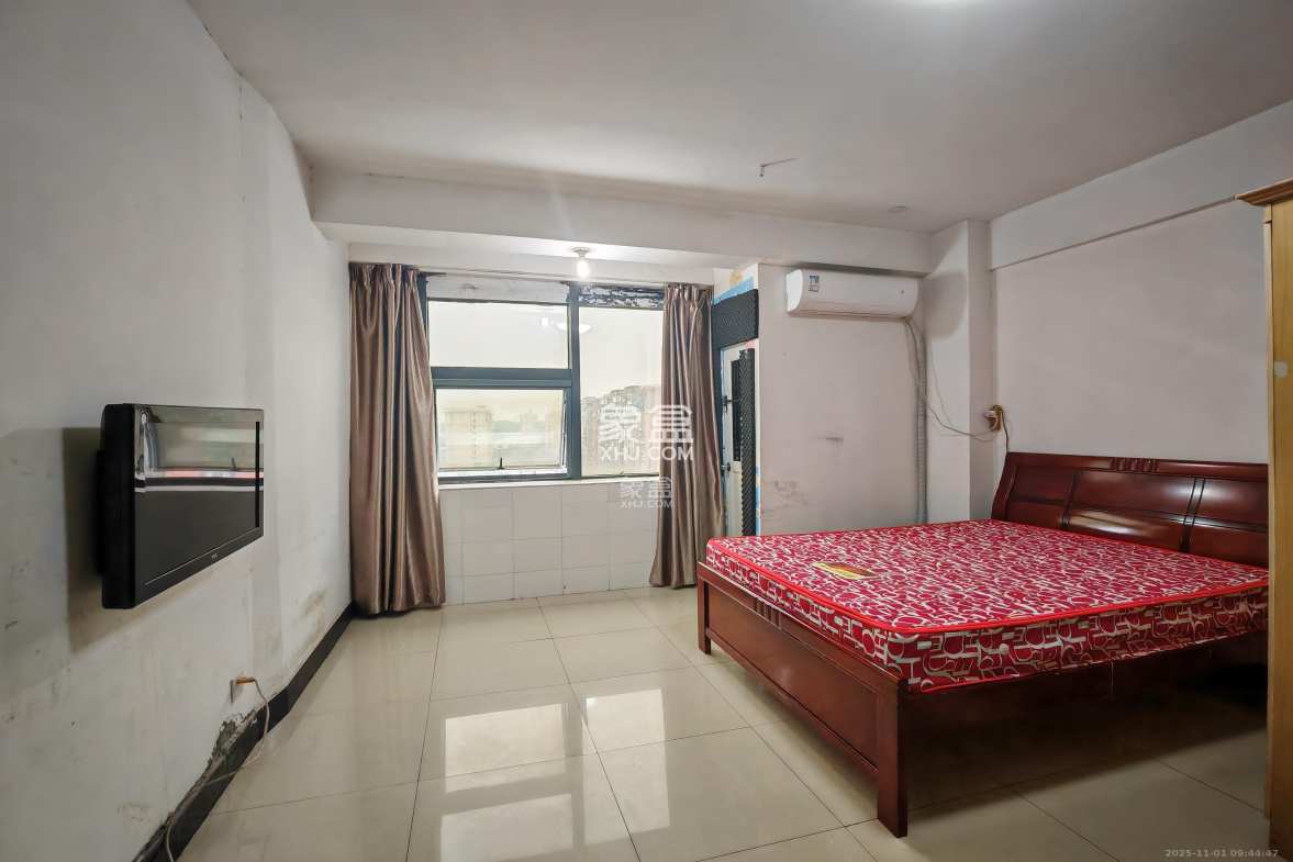 生活艺术城 1室1厅1卫 1050.0元/月 生活艺术城 1室1厅1卫 1050.0元/月室内图