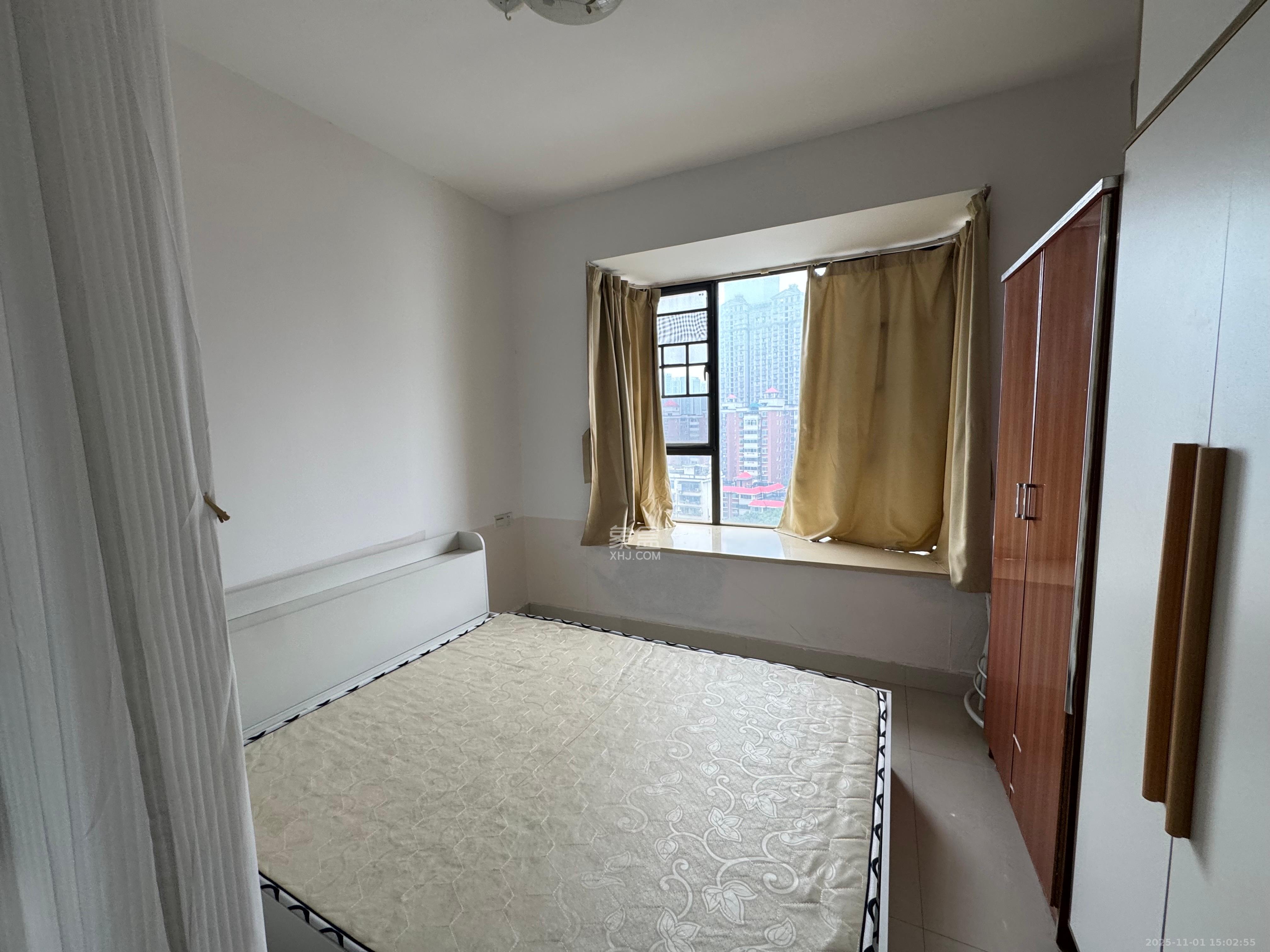 山水花都 1室1厅1卫 1400.0元/月 山水花都 1室1厅1卫 1400.0元/月室内图