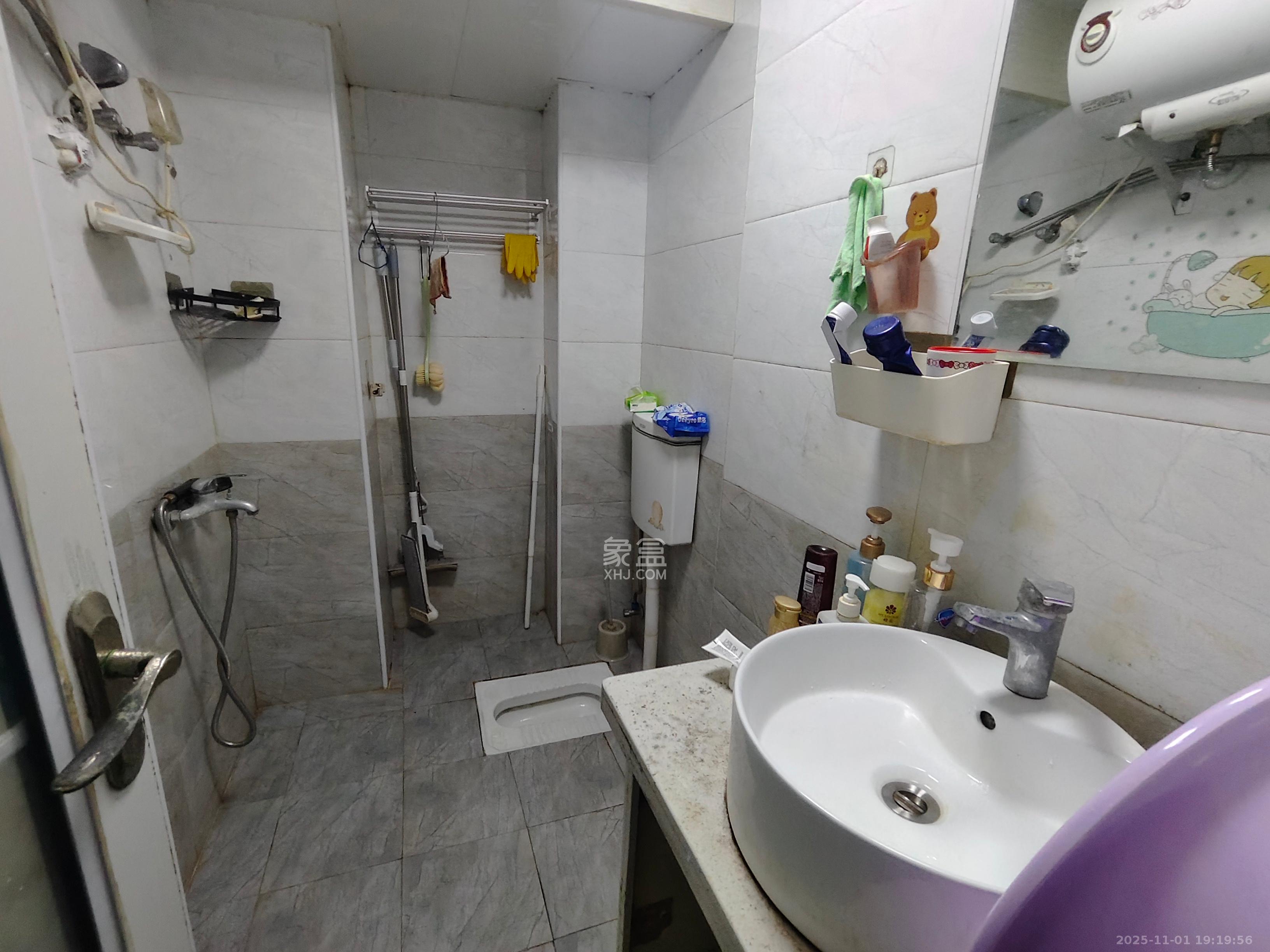 西子湖畔沃府 1室1厅1卫 1600.0元/月 西子湖畔沃府 1室1厅1卫 1600.0元/月室内图