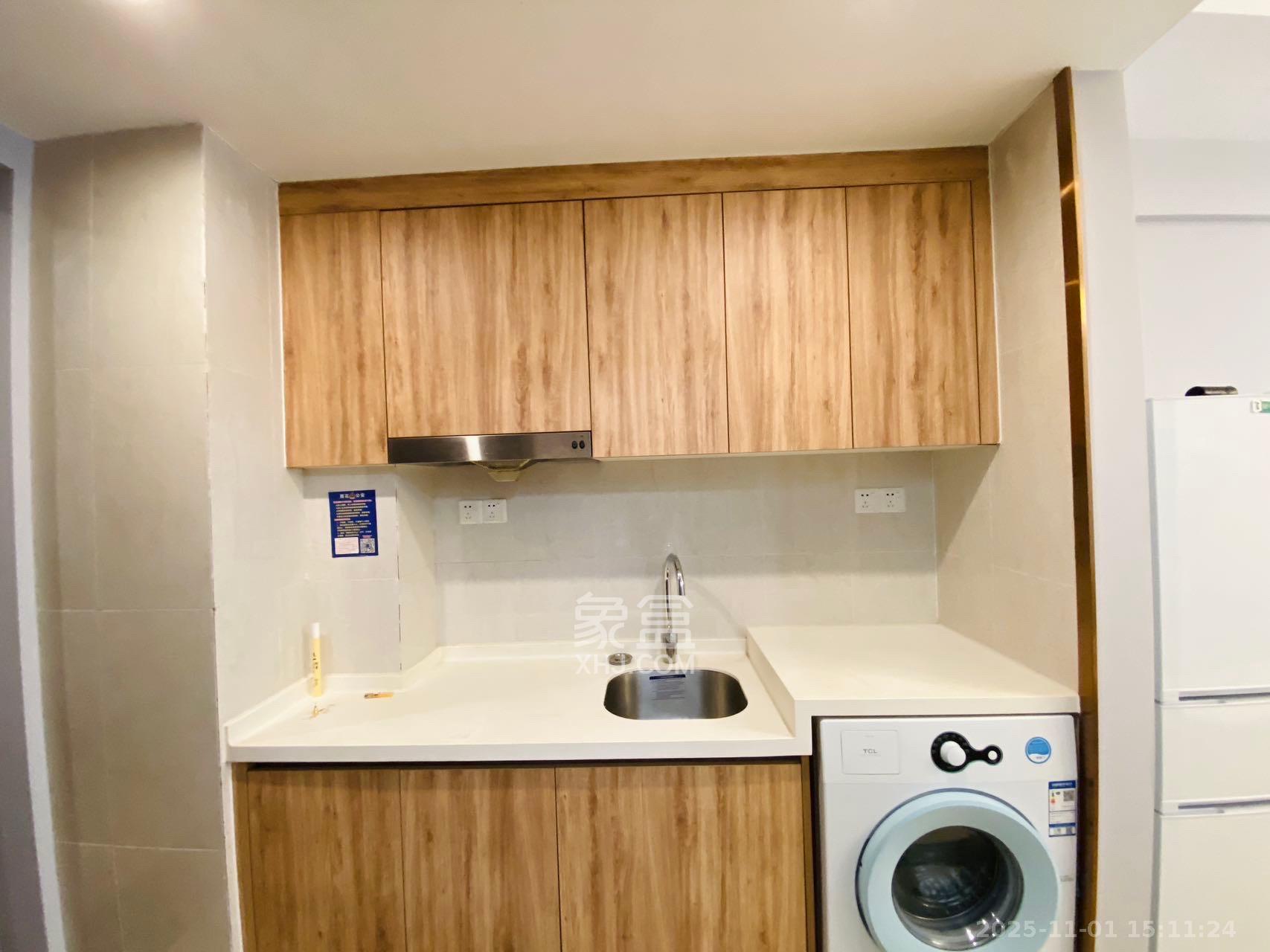 佳兆业云顶都汇  1室0厅0卫    1200.0元/月室内图