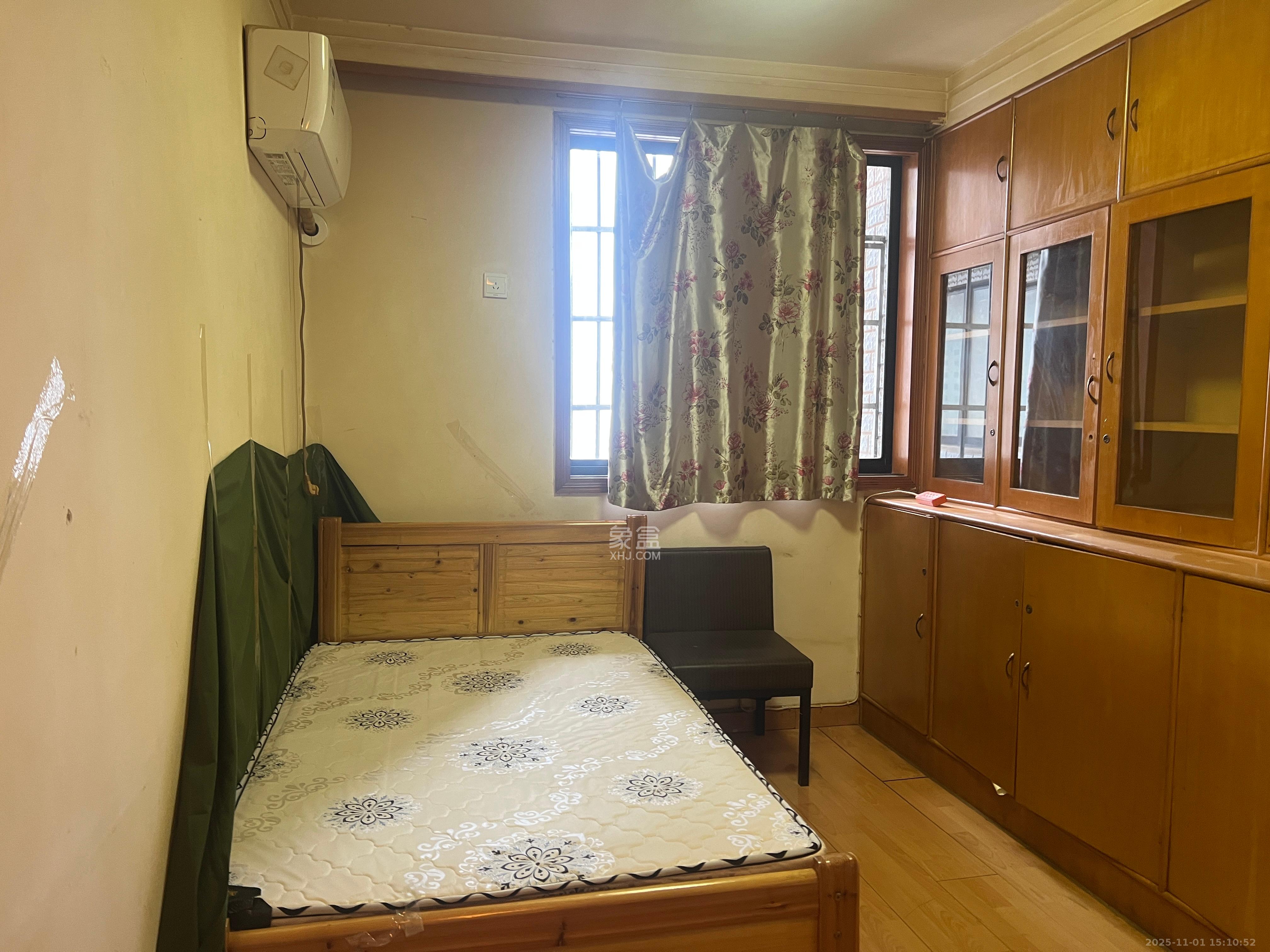 建行芙蓉支行宿舍 3室2厅2卫 3000.0元/月 建行芙蓉支行宿舍 3室2厅2卫 3000.0元/月室内图