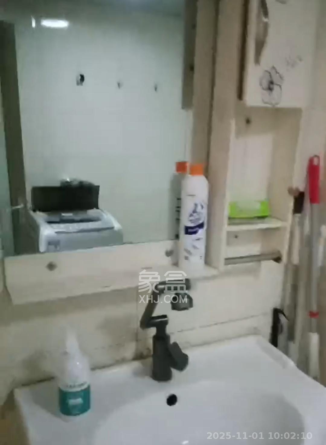 东方航标  1室1厅1卫    1200.0元/月室内图