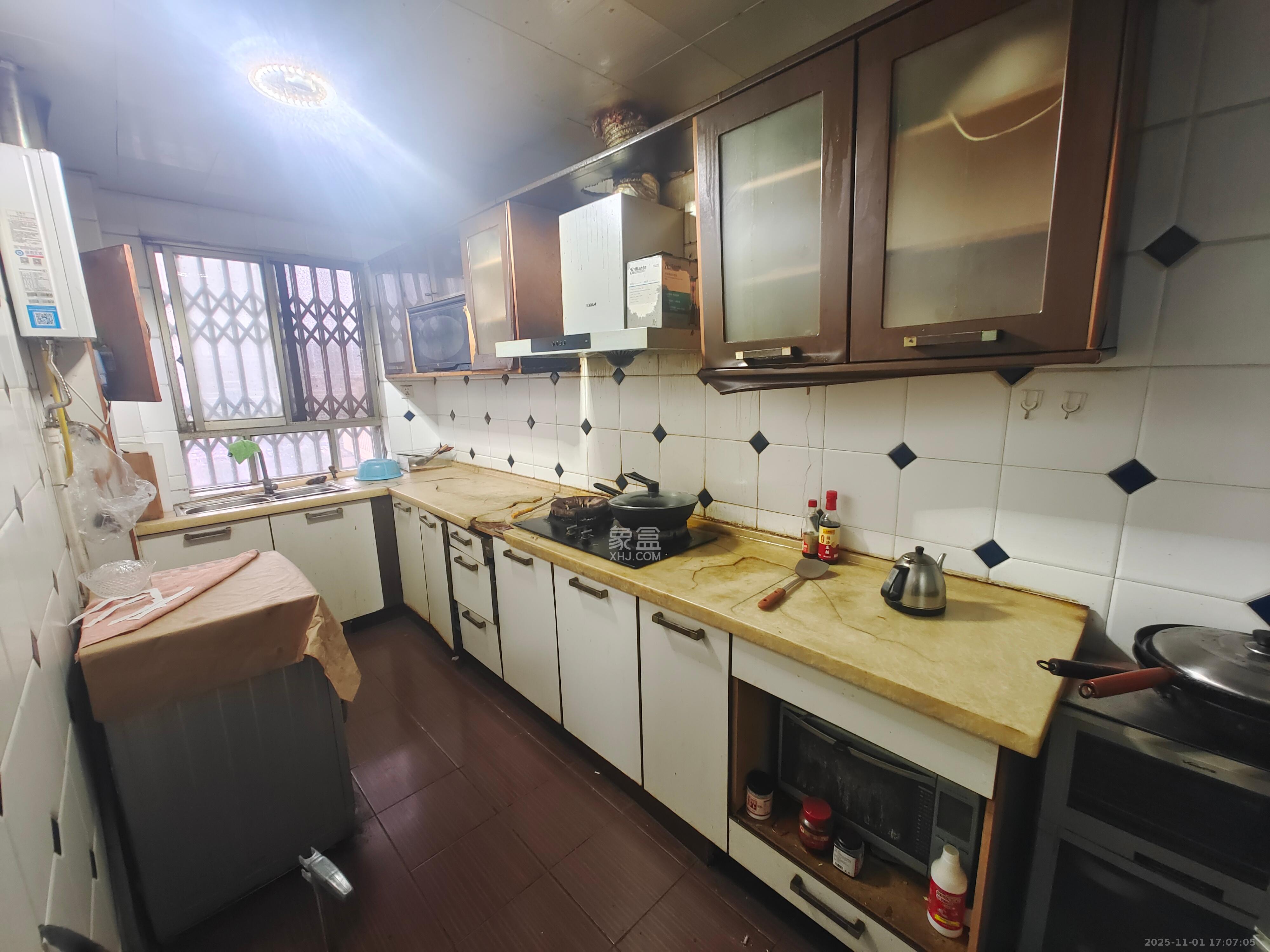 雄海花园  10室2厅10卫    5000.0元/月室内图