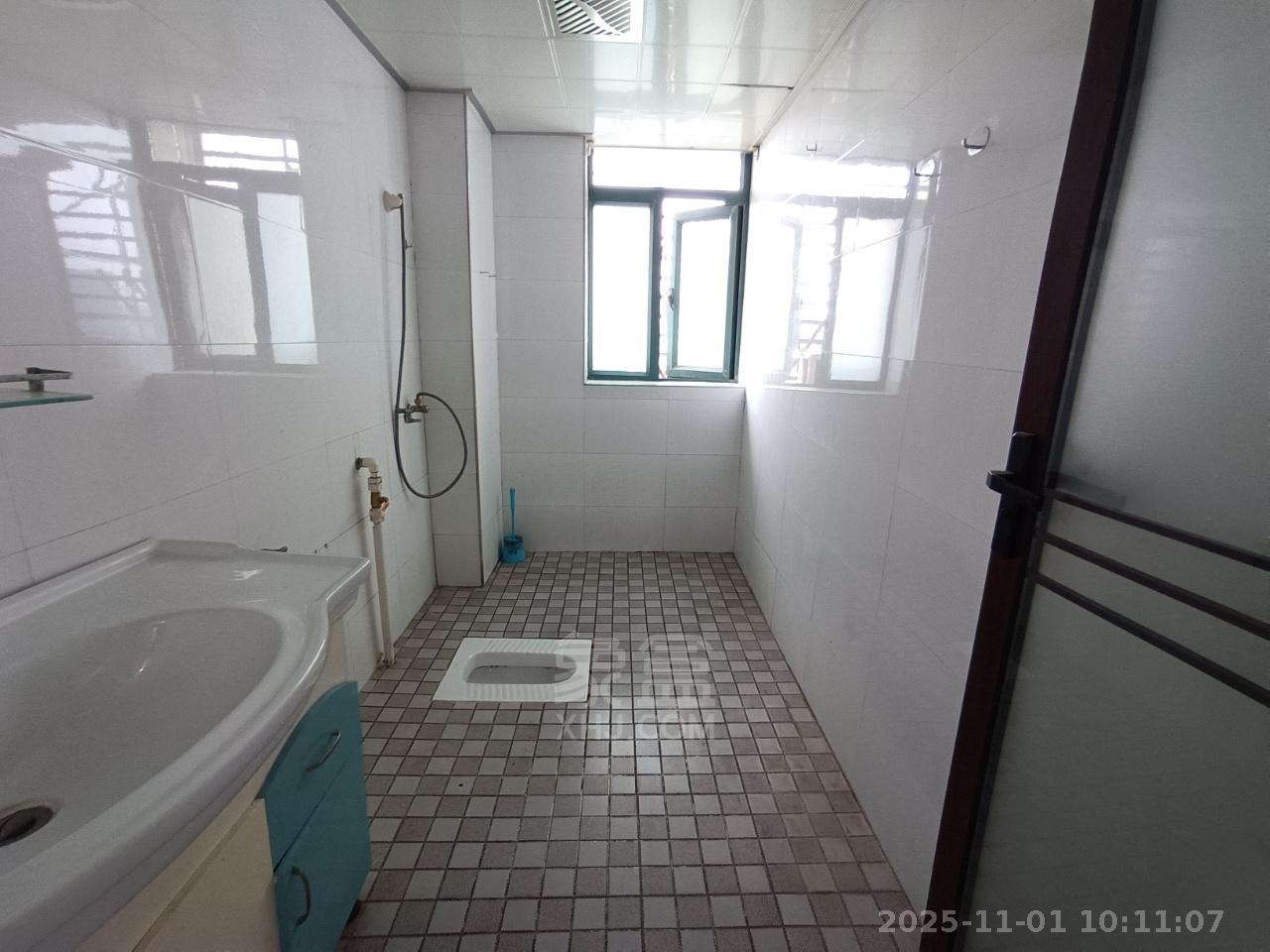 蓝盾景园二期  4室2厅2卫    1600.0元/月室内图