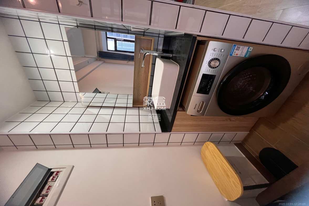 长沙高铁吾悦广场 1室1厅1卫 1500.0元/月 长沙高铁吾悦广场 1室1厅1卫 1500.0元/月室内图