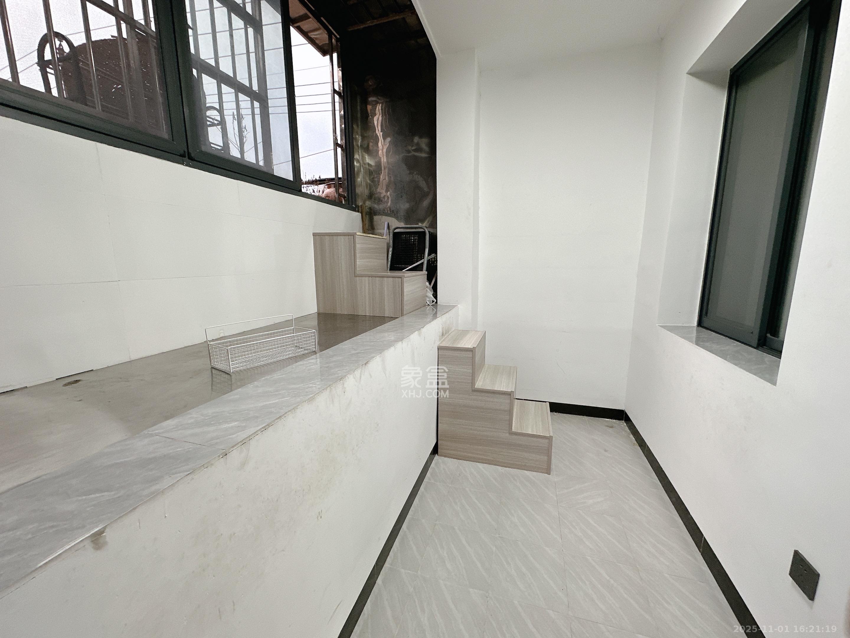 东瓜山一村送变电小区  2室1厅1卫    1800.0元/月室内图