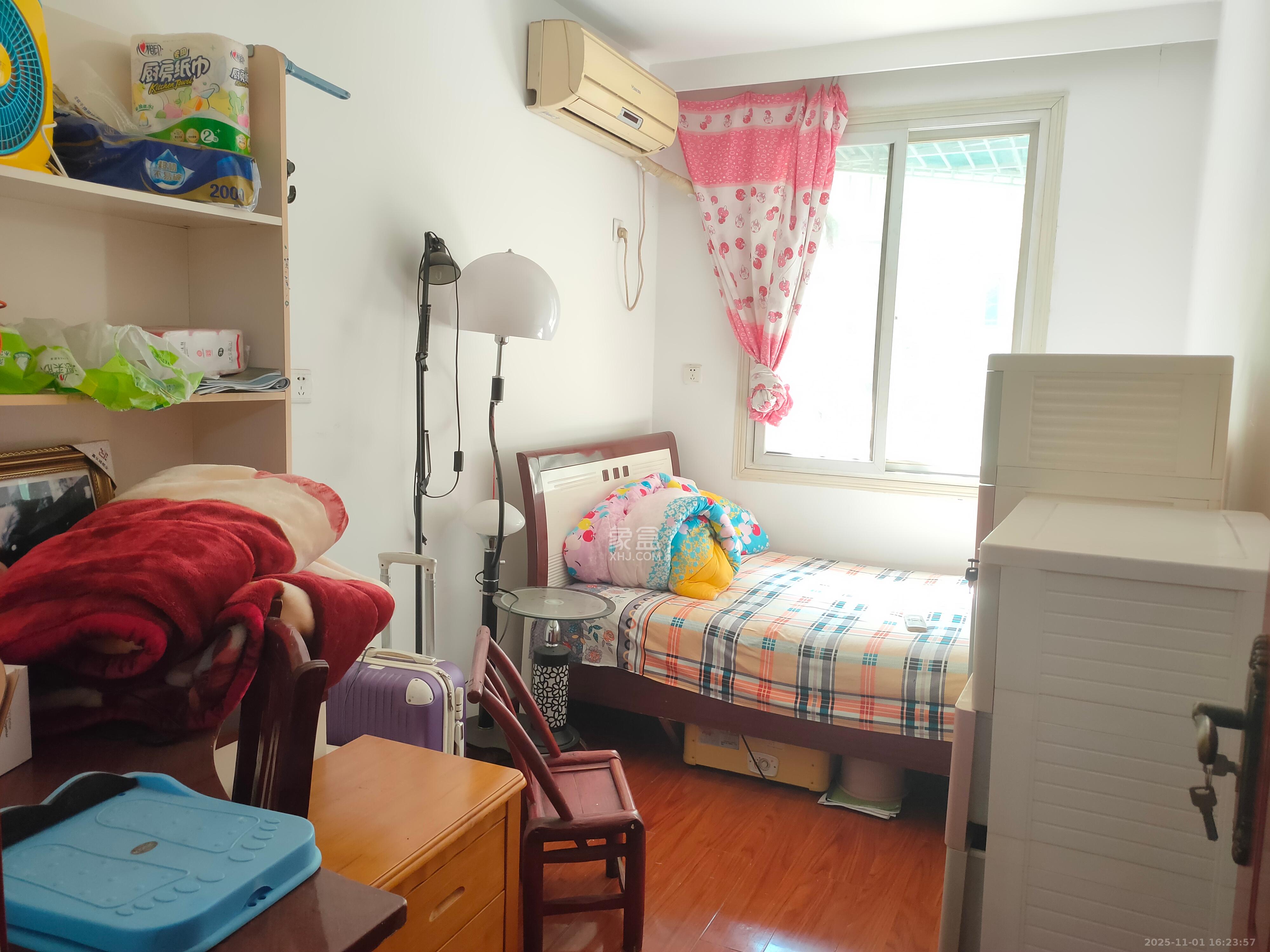 雅雀湖小区  2室1厅1卫    1500.0元/月室内图