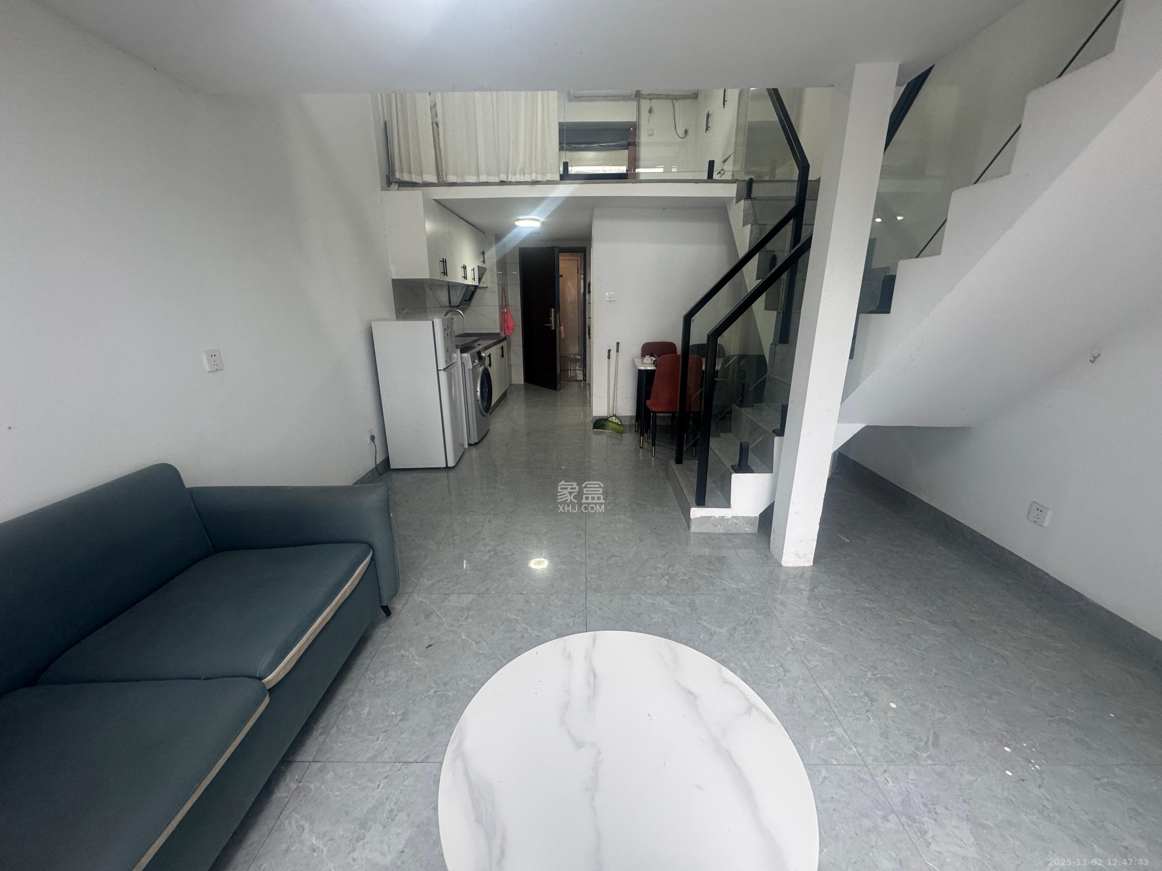 梅溪湖金茂湾  2室1厅1卫    1900.0元/月室内图