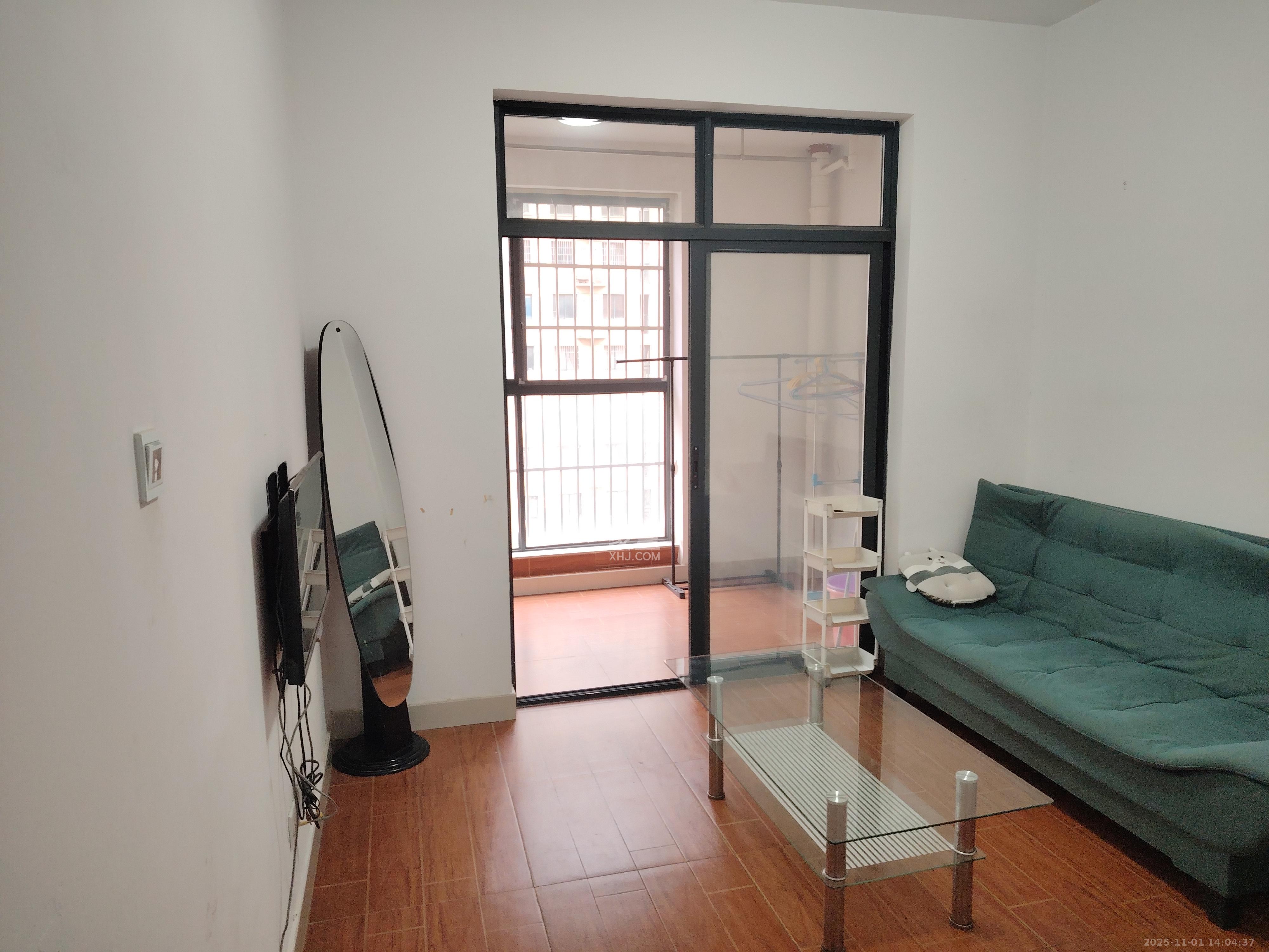 新盛珑璟台 2室2厅1卫 1700.0元/月 新盛珑璟台 2室2厅1卫 1700.0元/月室内图