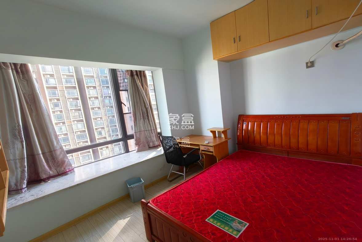 极目楚天 2室2厅1卫 2000.0元/月 极目楚天 2室2厅1卫 2000.0元/月室内图