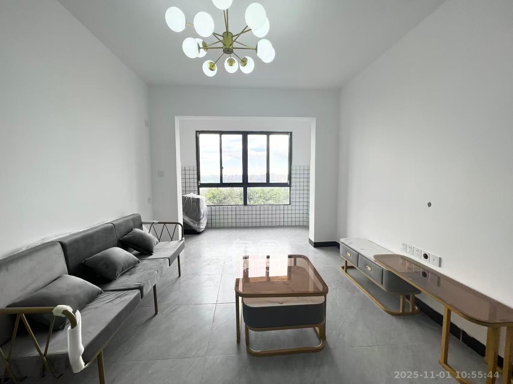 钱隆世家  2室2厅1卫    1700.0元/月室内图