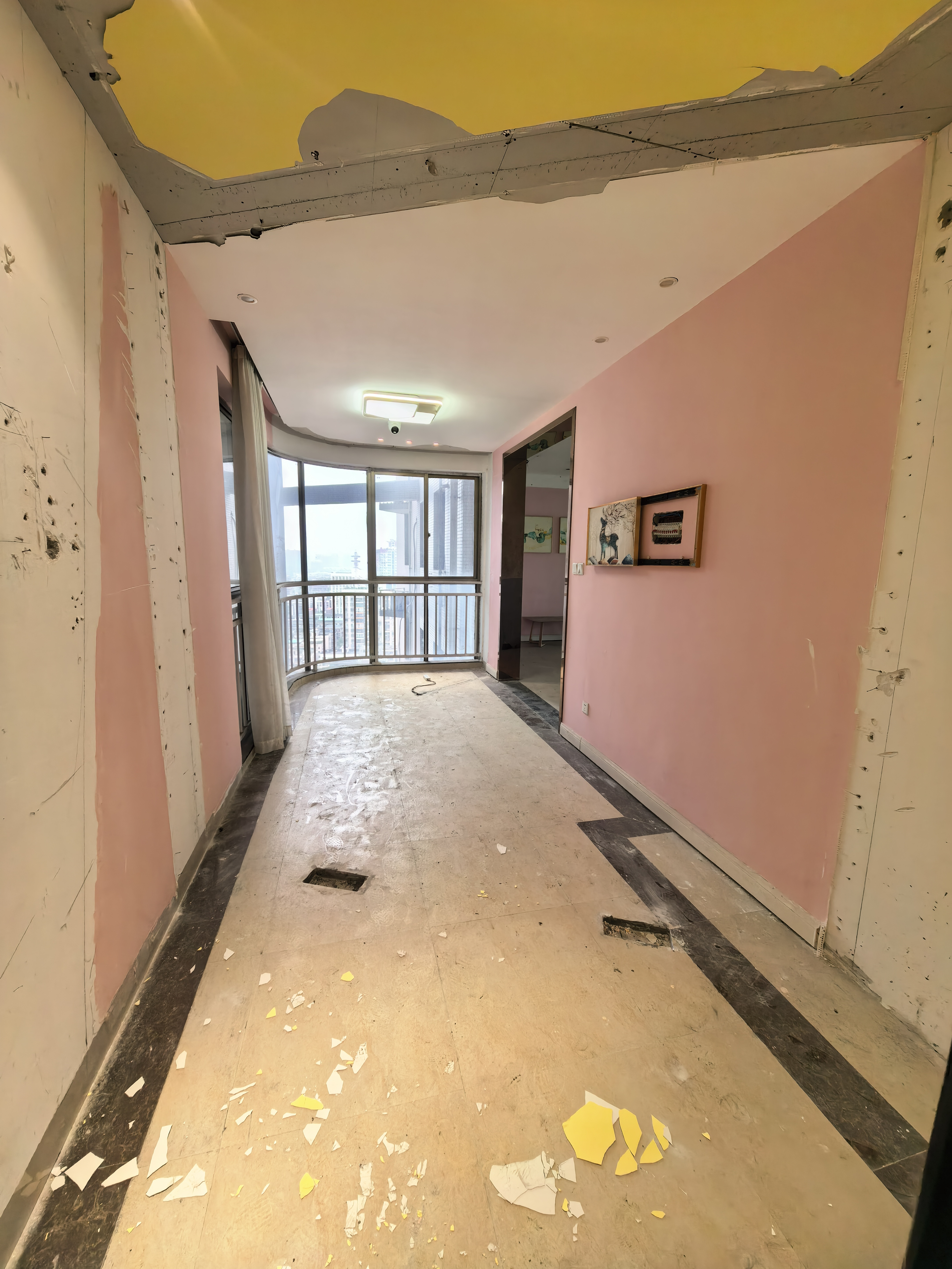 华亿明珠  4室2厅2卫    2000.0元/月户型图