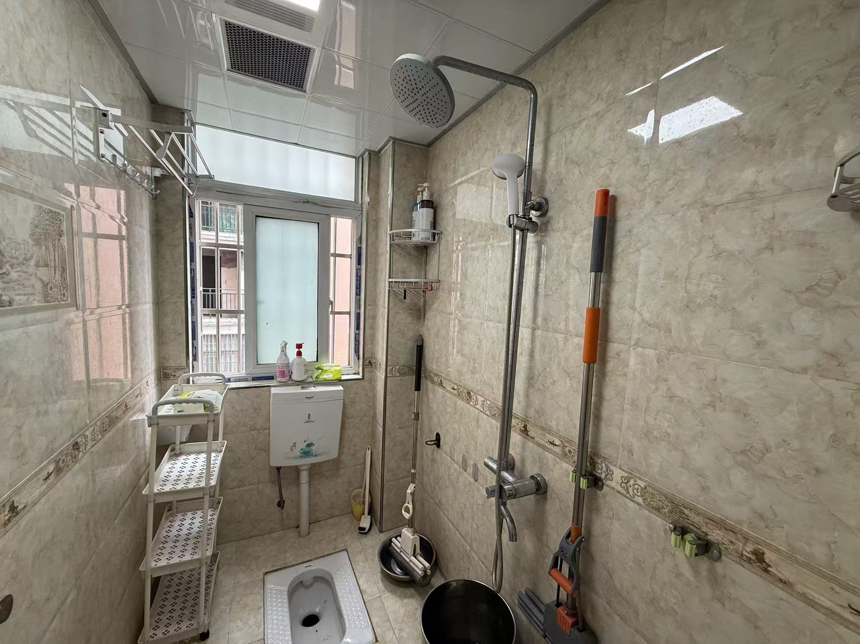 学府花园(文苑瑞景) 2室2厅1卫 1280.0元/月 学府花园(文苑瑞景) 2室2厅1卫 1280.0元/月室内图