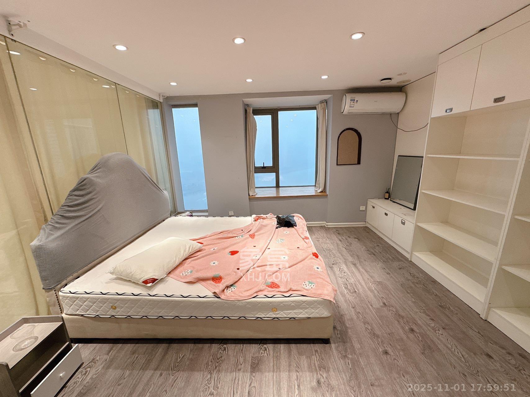 潮宗御苑 3室2厅1卫 5500.0元/月 潮宗御苑 3室2厅1卫 5500.0元/月室内图