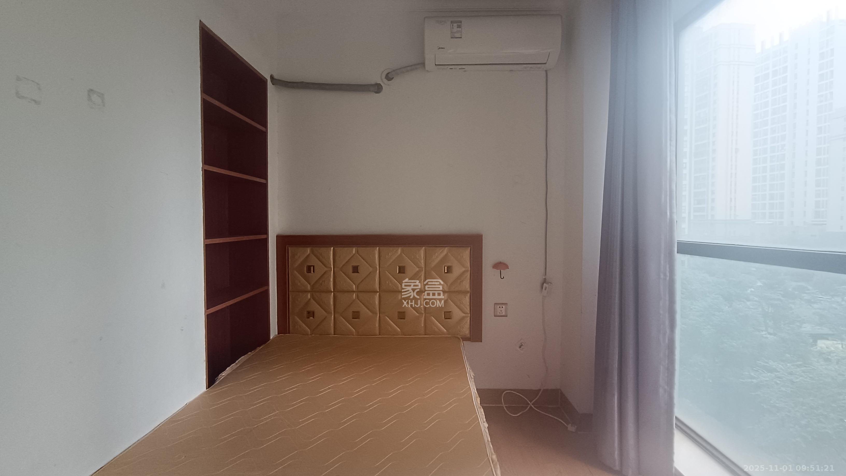 金科时代中心 3室2厅1卫 2000.0元/月 金科时代中心 3室2厅1卫 2000.0元/月室内图