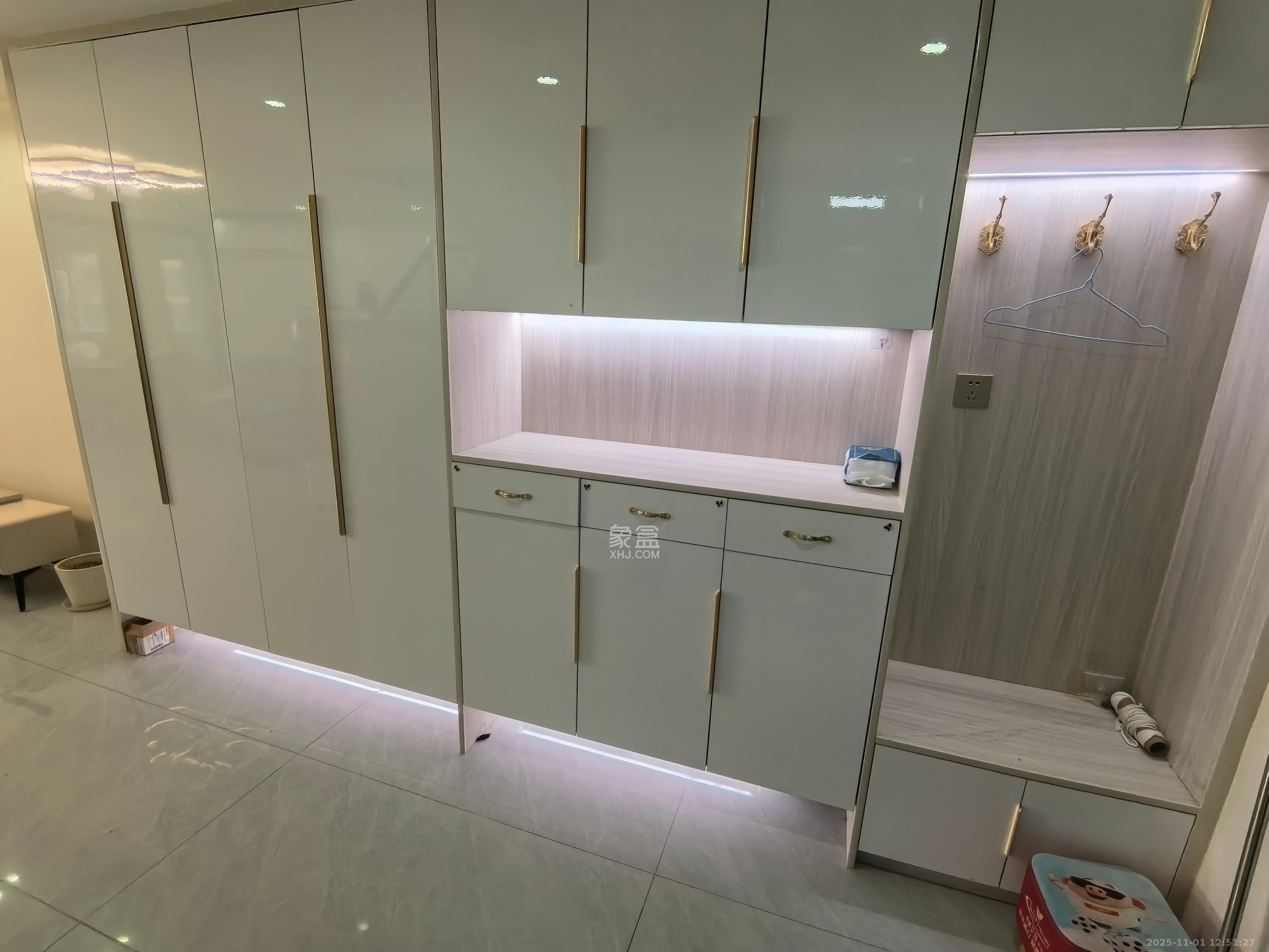 福晟钱隆国际(晟冉景苑) 2室0厅1卫 2200.0元/月 福晟钱隆国际(晟冉景苑) 2室0厅1卫 2200.0元/月室内图