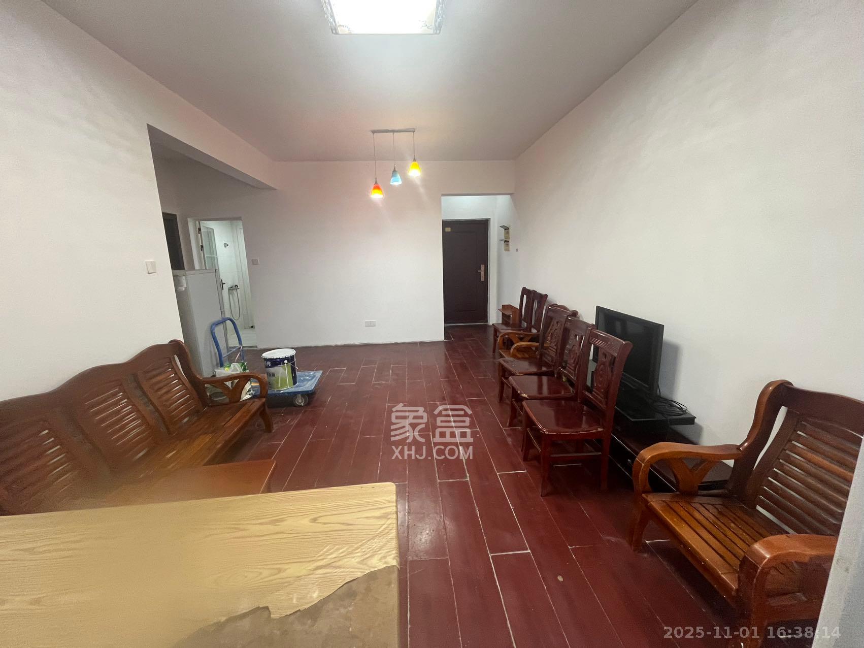 上河国际C区 3室1厅1卫 2100.0元/月 上河国际C区 3室1厅1卫 2100.0元/月室内图