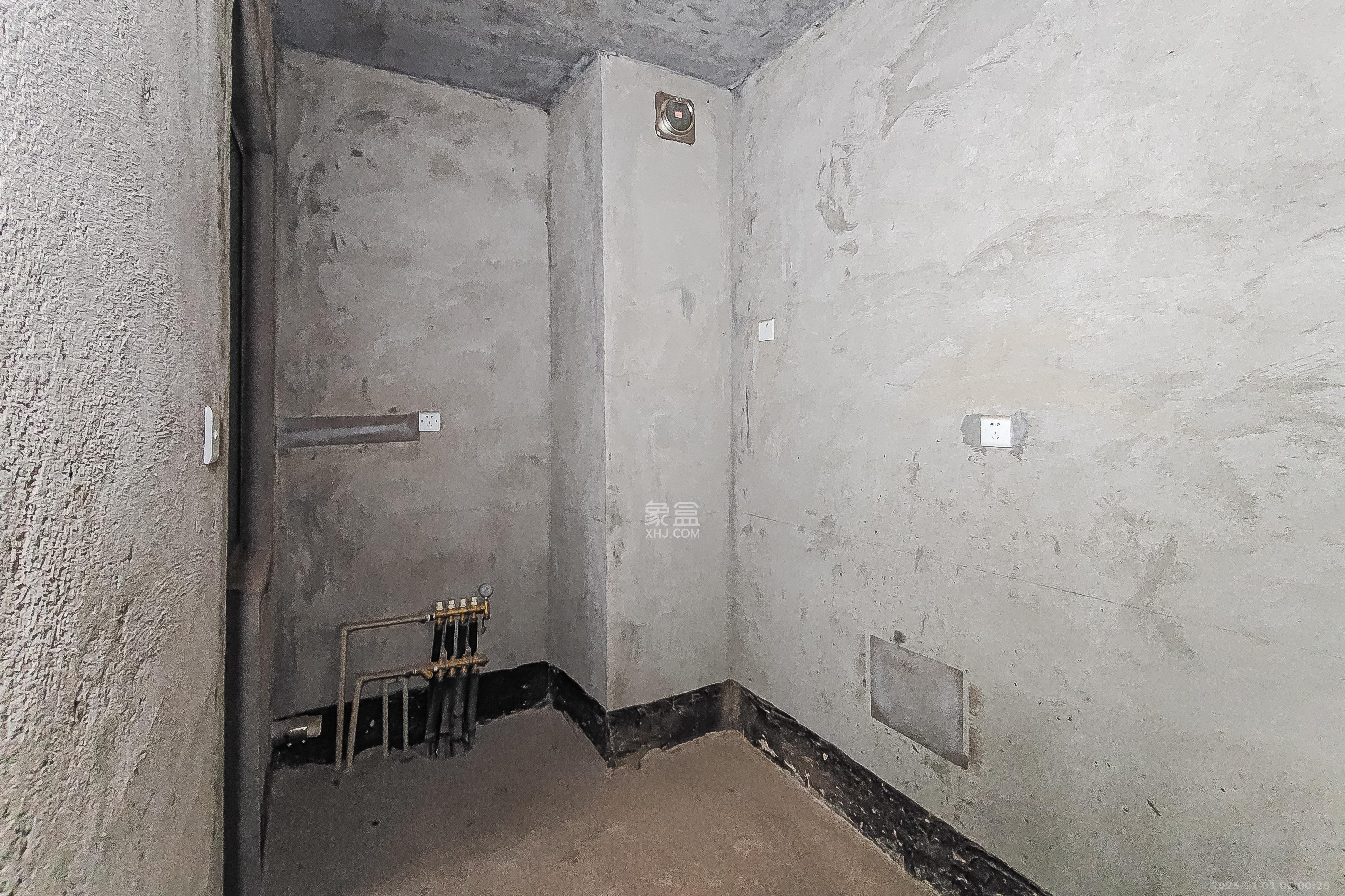 保利国际广场  3室2厅2卫    248.0万厨房