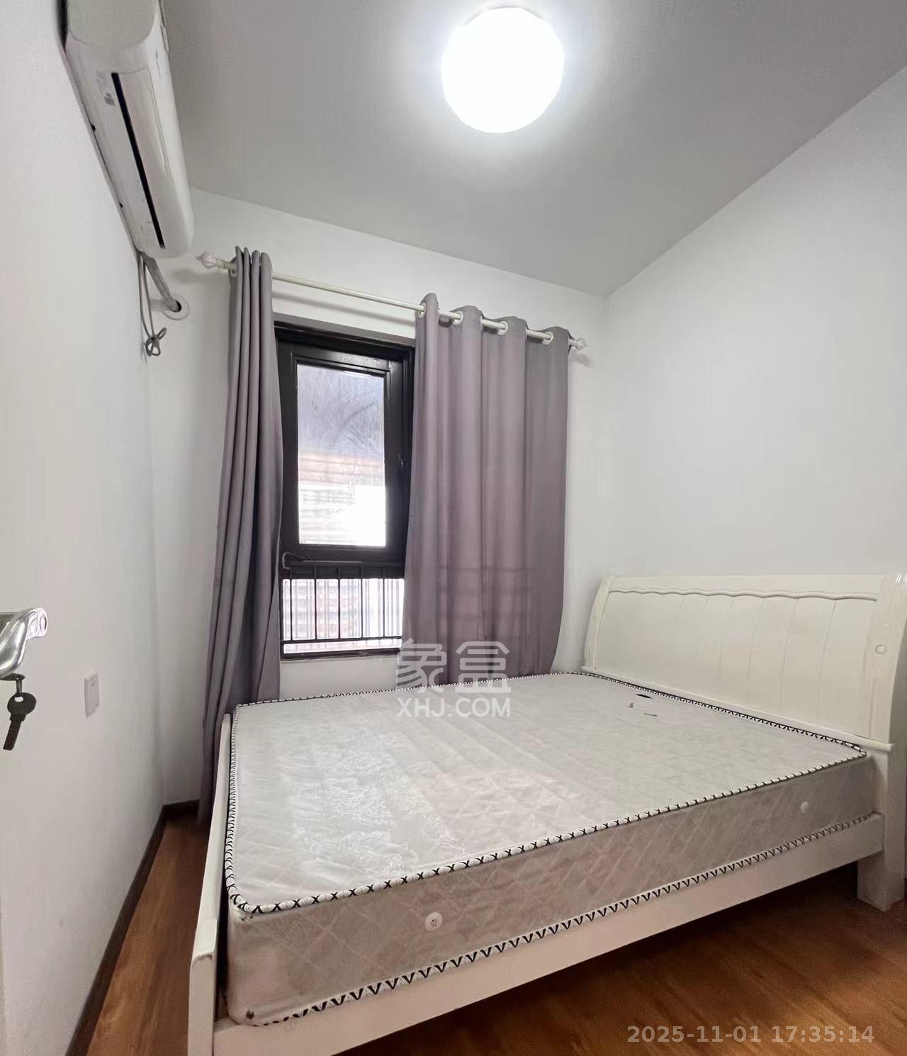 卓越浅水湾  3室2厅2卫    2500.0元/月 卓越浅水湾  3室2厅2卫    2500.0元/月室内图