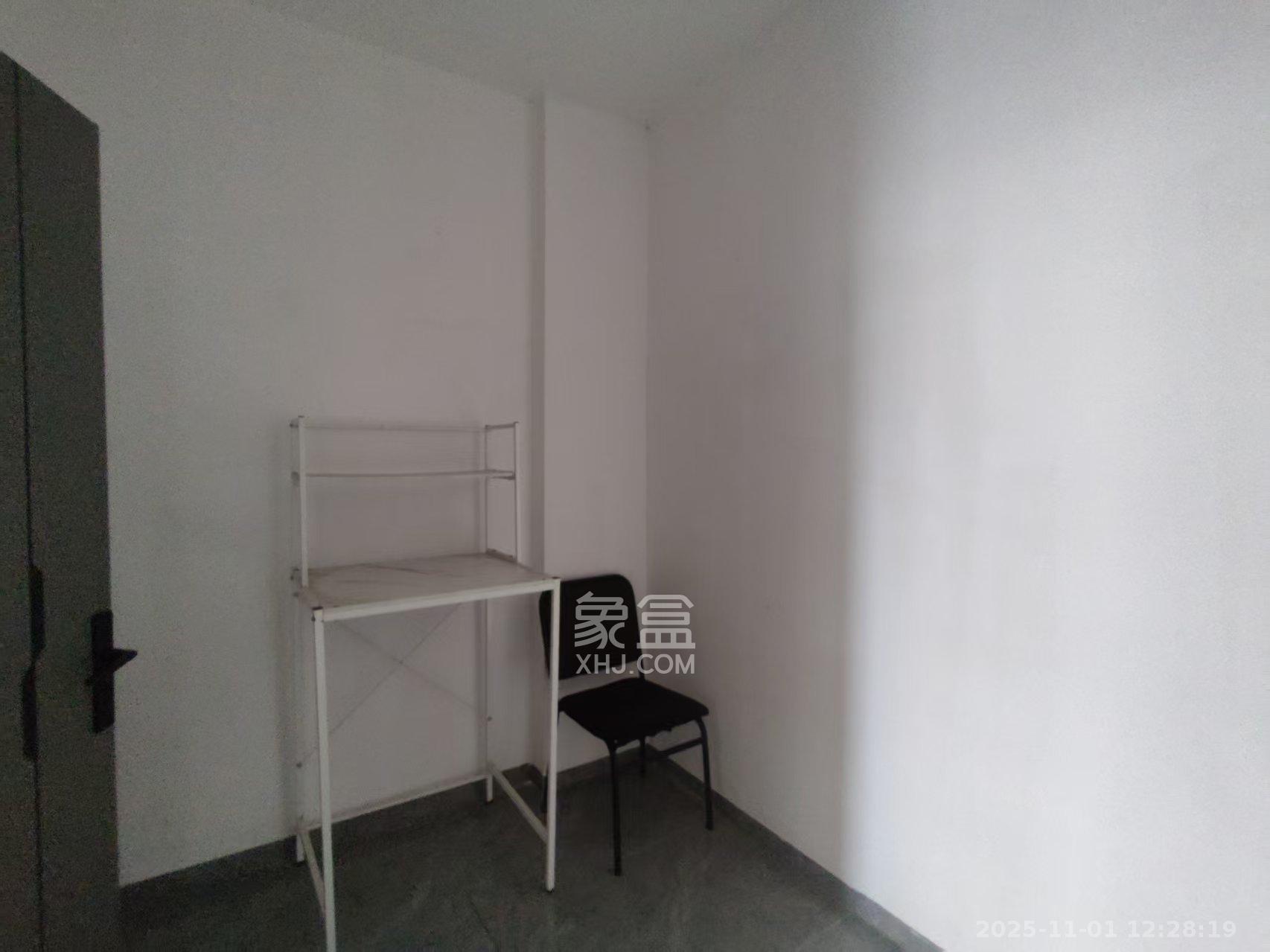 夏威夷碧水春城（碧桂园城市花园）  3室1厅1卫    1850.0元/月室内图