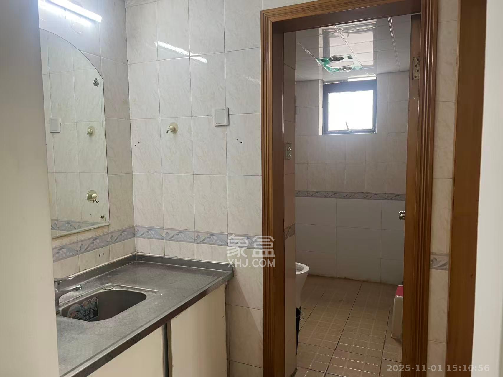 建行芙蓉支行宿舍 3室2厅2卫 3000.0元/月 建行芙蓉支行宿舍 3室2厅2卫 3000.0元/月室内图