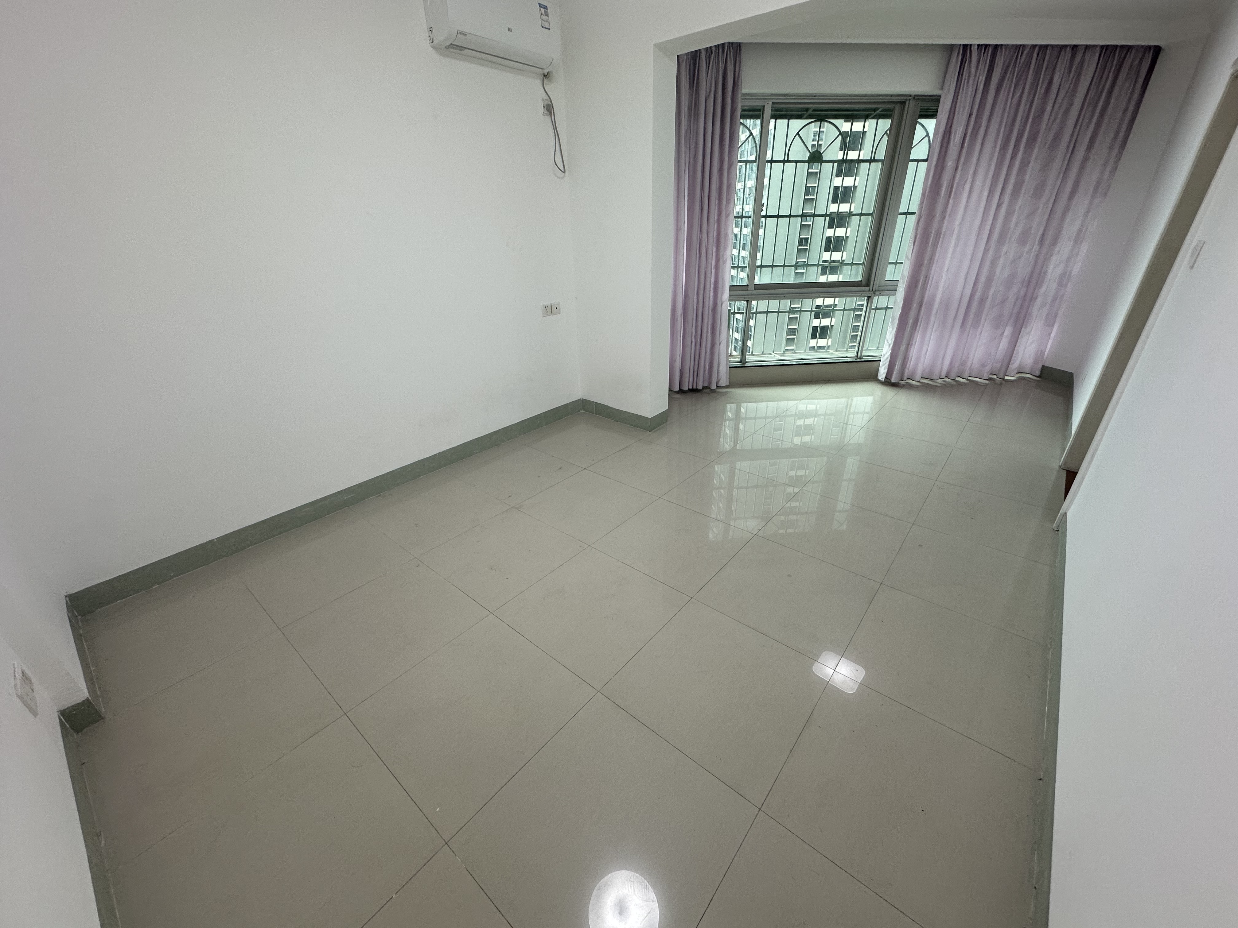 富豪大厦(富豪花园) 3室1厅1卫 2300.0元/月 富豪大厦(富豪花园) 3室1厅1卫 2300.0元/月室内图