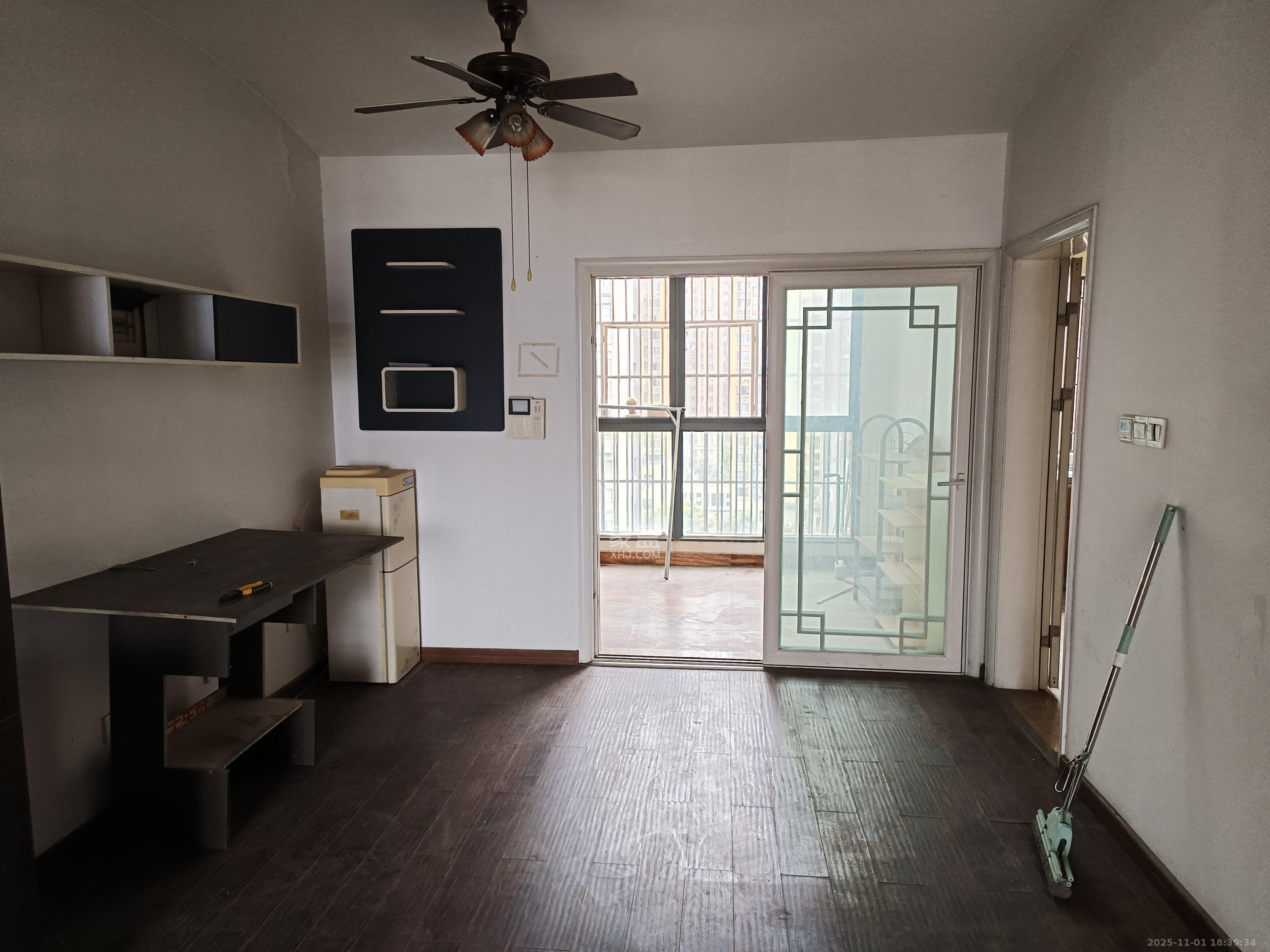 茂华国际湘  3室2厅2卫    2700.0元/月室内图