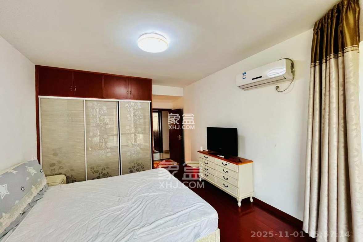 中南红领邦(红星嘉和苑) 4室1厅2卫 3200.0元/月 中南红领邦(红星嘉和苑) 4室1厅2卫 3200.0元/月室内图