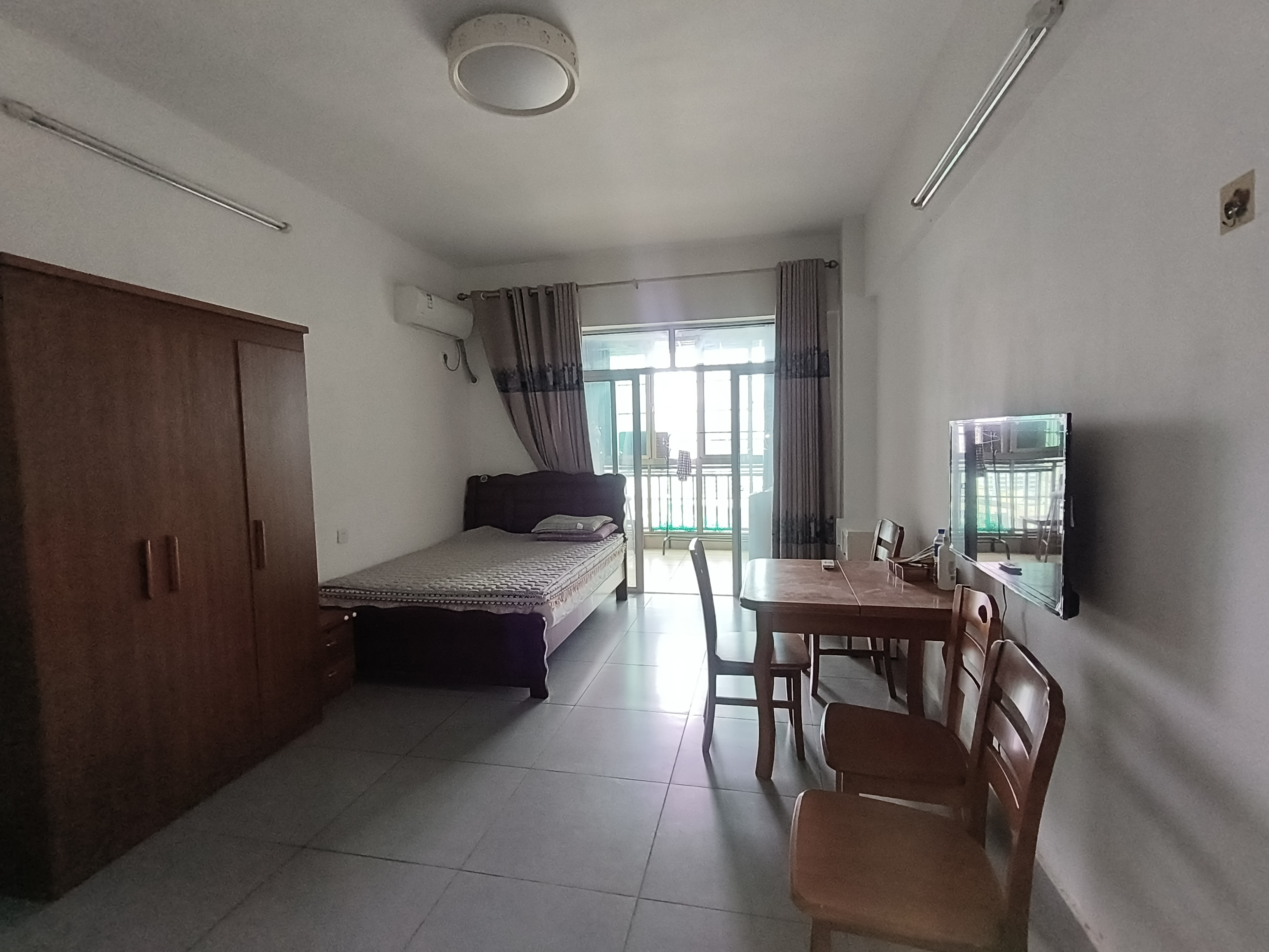 国公馆 1室0厅1卫 1500.0元/月 国公馆 1室0厅1卫 1500.0元/月室内图