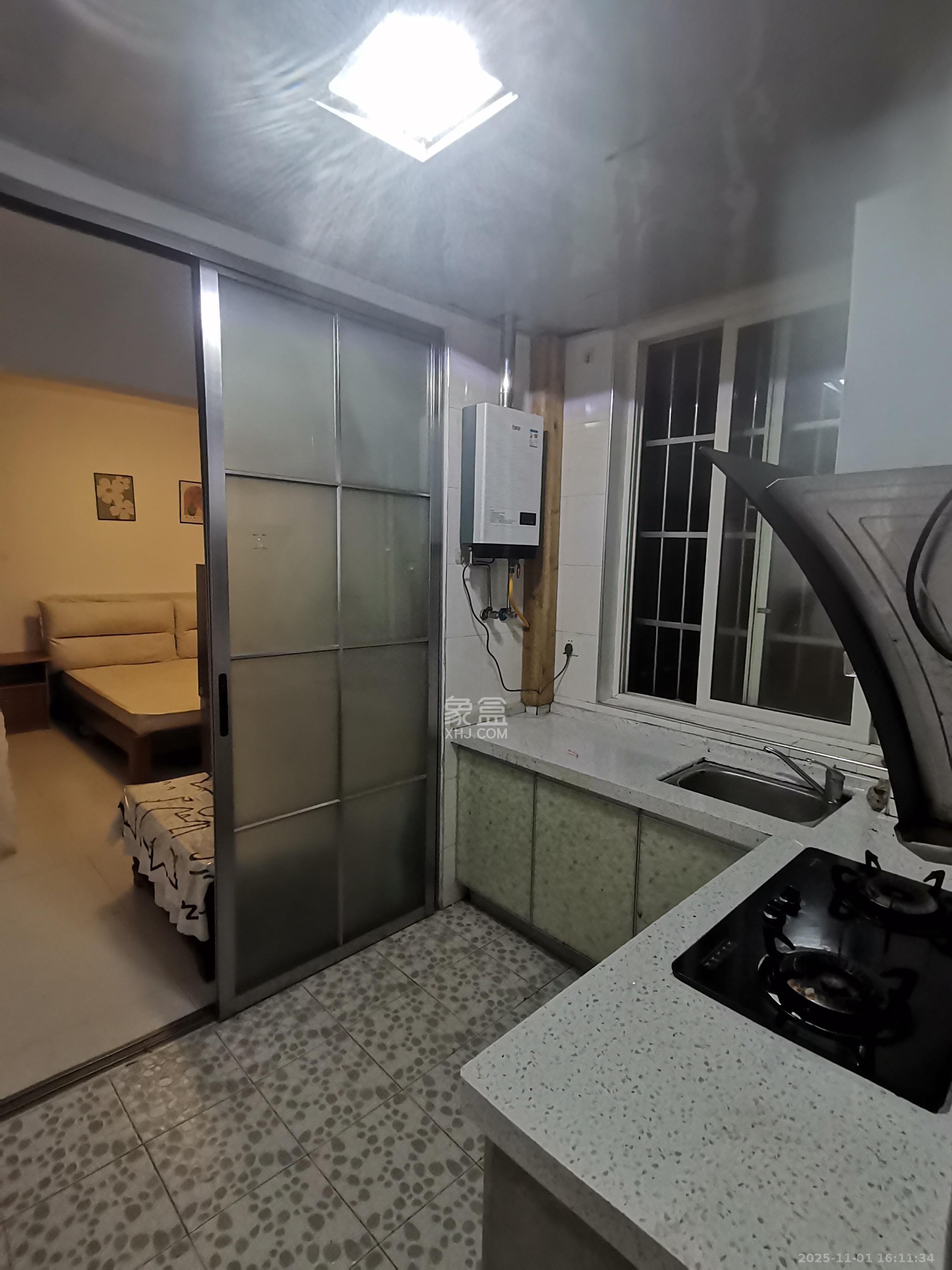 锦璨家园  1室1厅1卫    1050.0元/月室内图