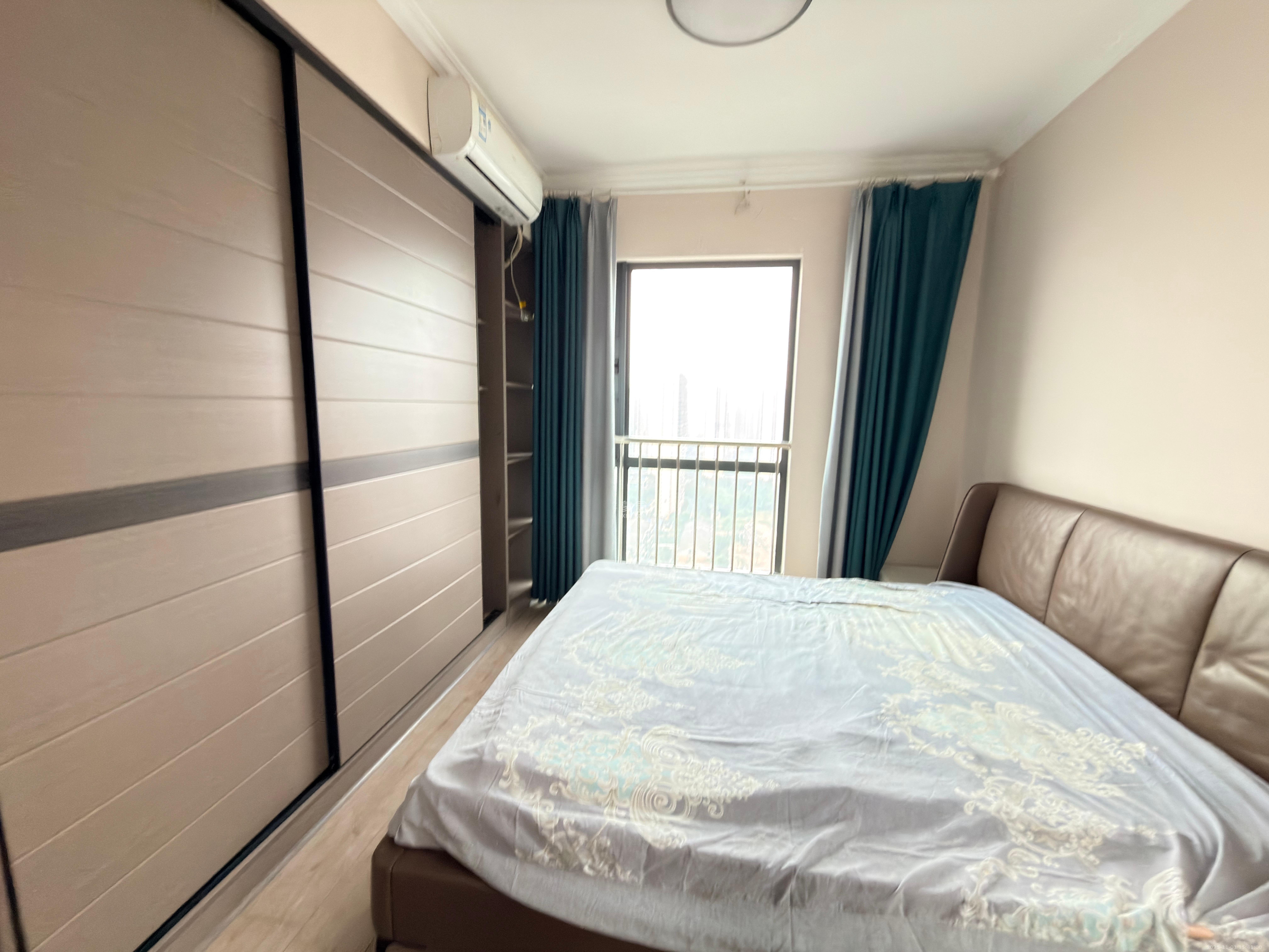 里约荟  3室2厅2卫    3400.0元/月室内图