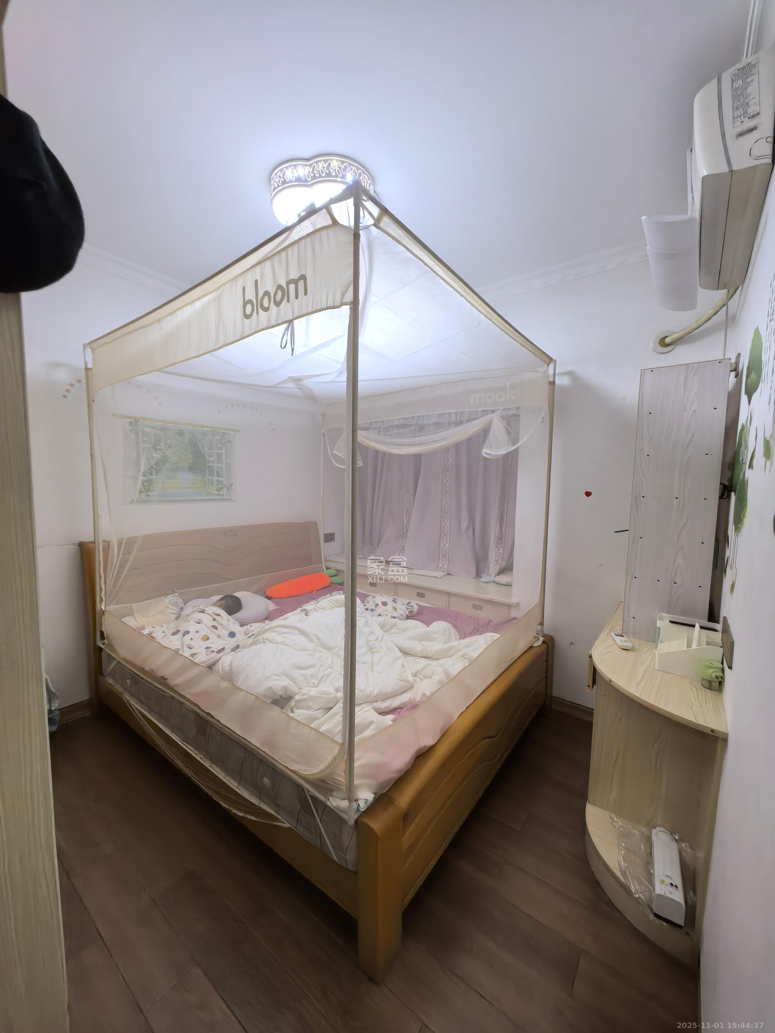 深业睿城  2室1厅1卫    2000.0元/月室内图