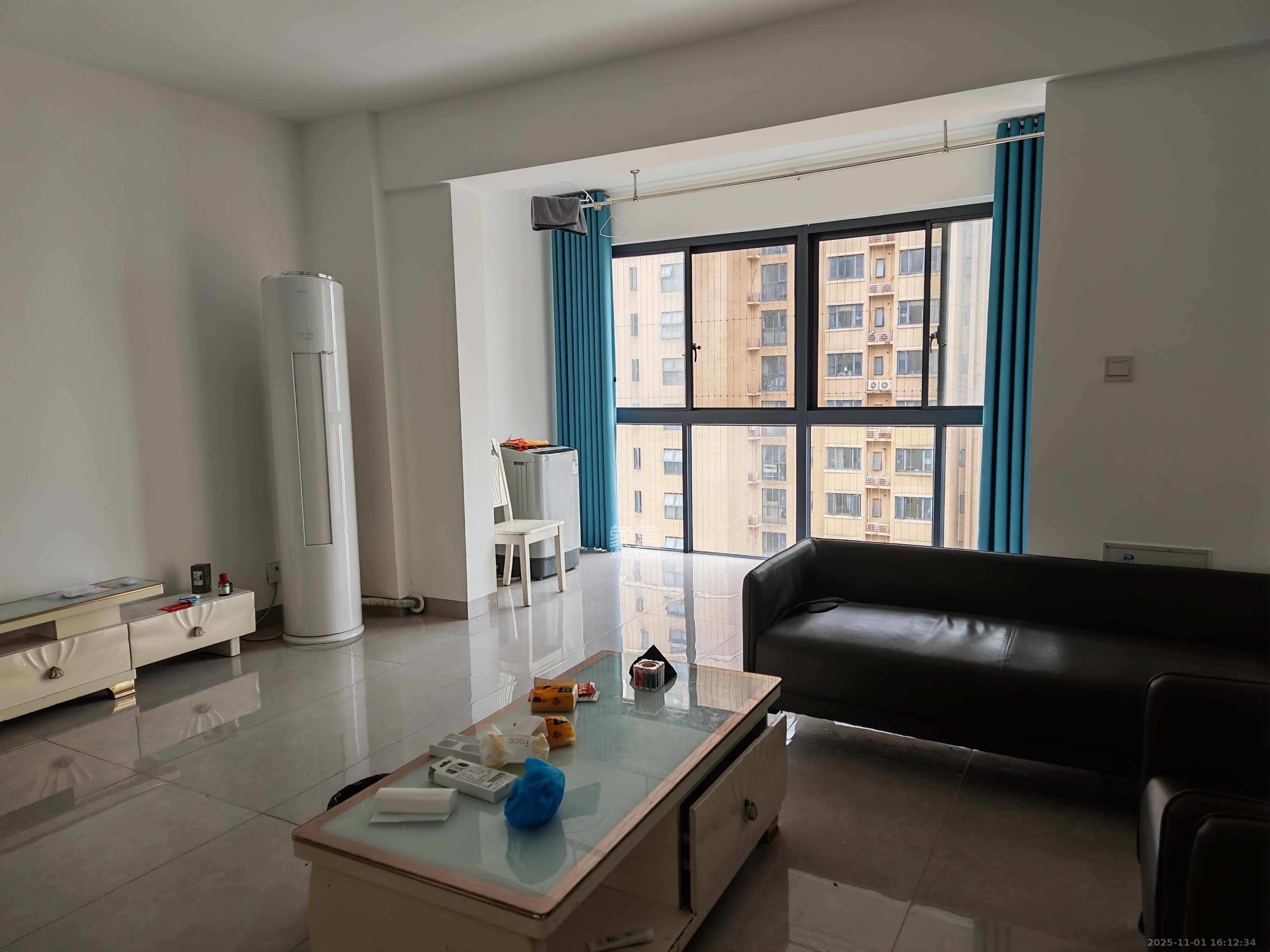 北京御园一二期（国泰嘉园）  4室2厅2卫    3200.0元/月室内图