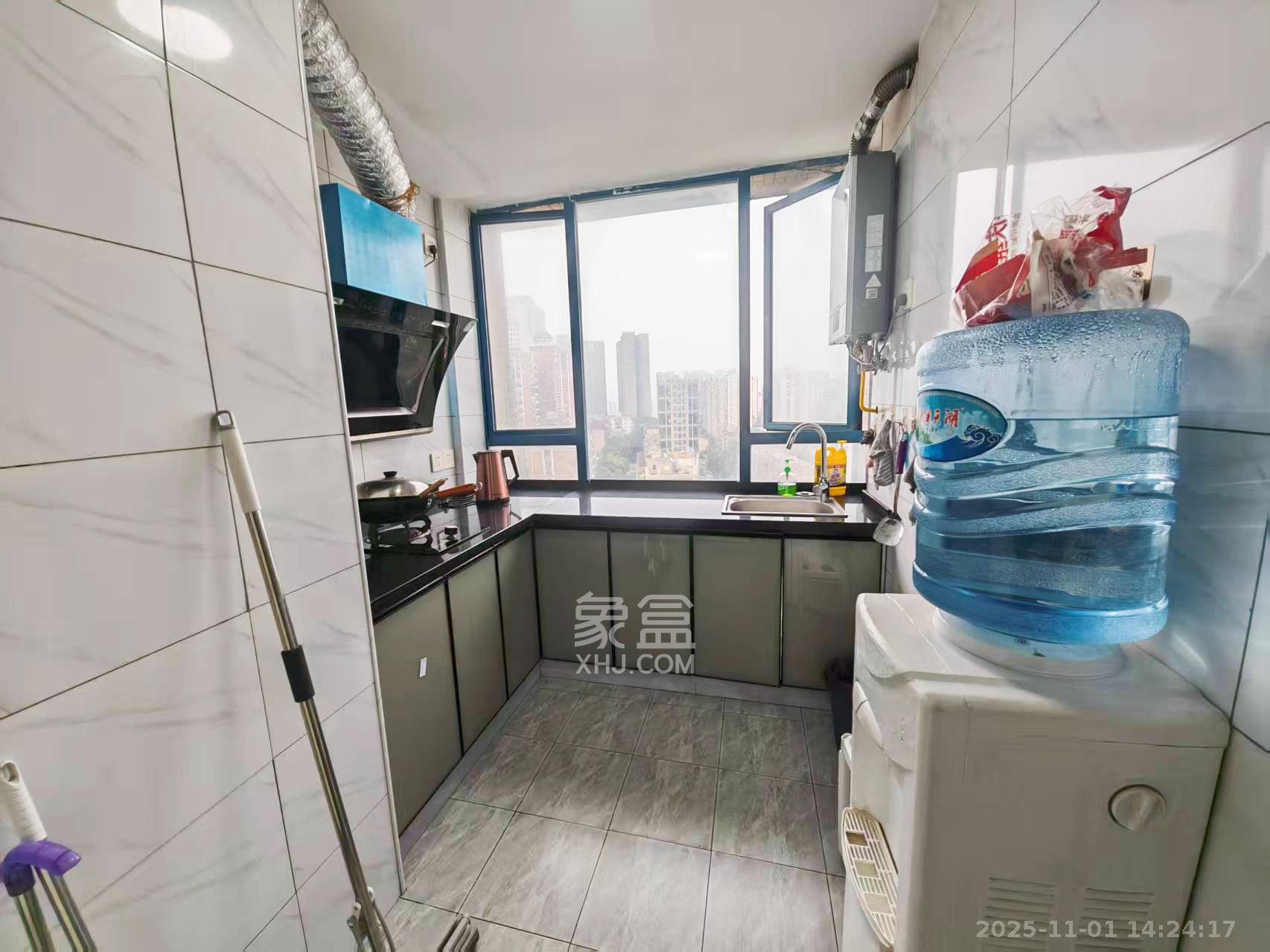 东一国际 2室2厅1卫 3200.0元/月 东一国际 2室2厅1卫 3200.0元/月室内图