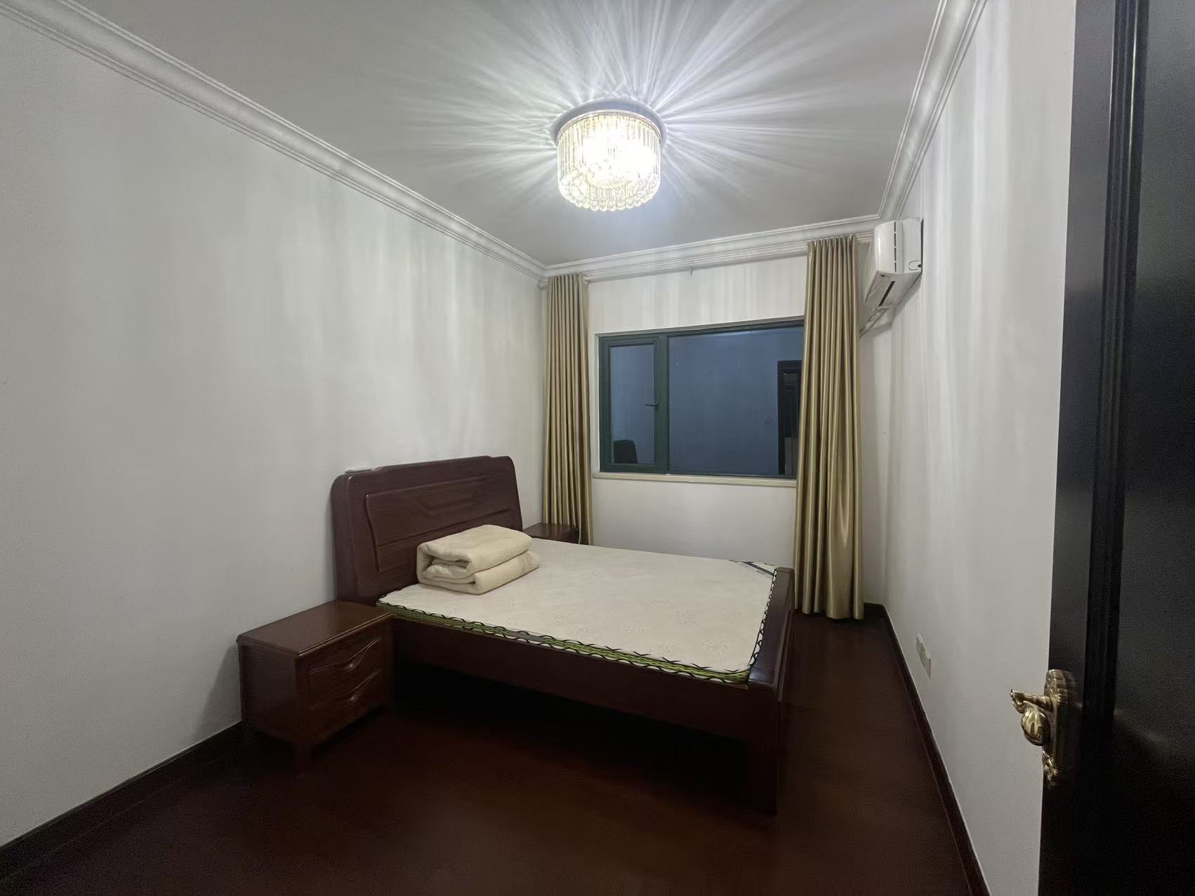 恒大绿洲 3室2厅2卫 1800.0元/月 恒大绿洲 3室2厅2卫 1800.0元/月室内图