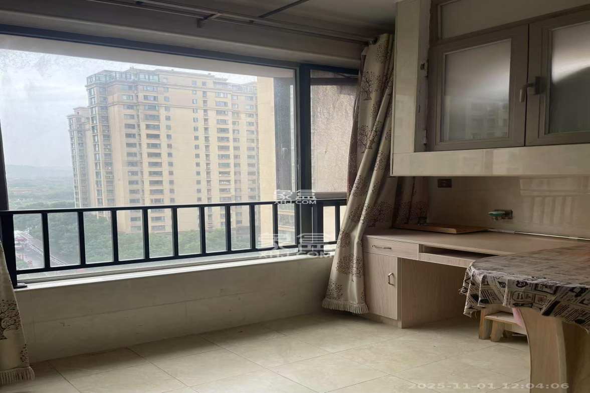 怡海星城 1室1厅1卫 1100.0元/月 怡海星城 1室1厅1卫 1100.0元/月室内图