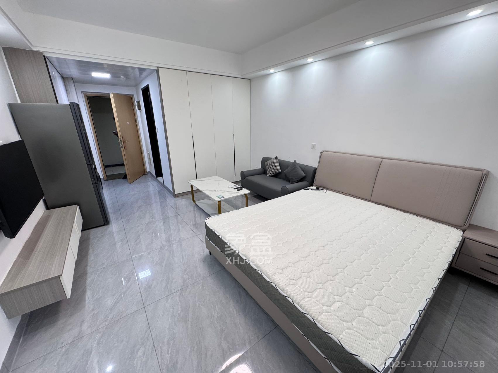 碧桂园翘楚棠  1室0厅0卫    1300.0元/月室内图