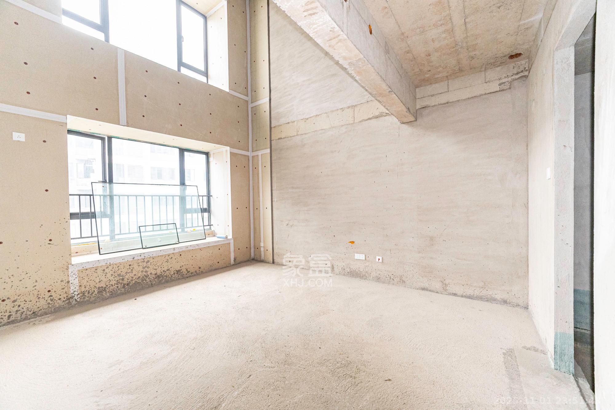 和顺府  4室2厅2卫    177.0万卧室