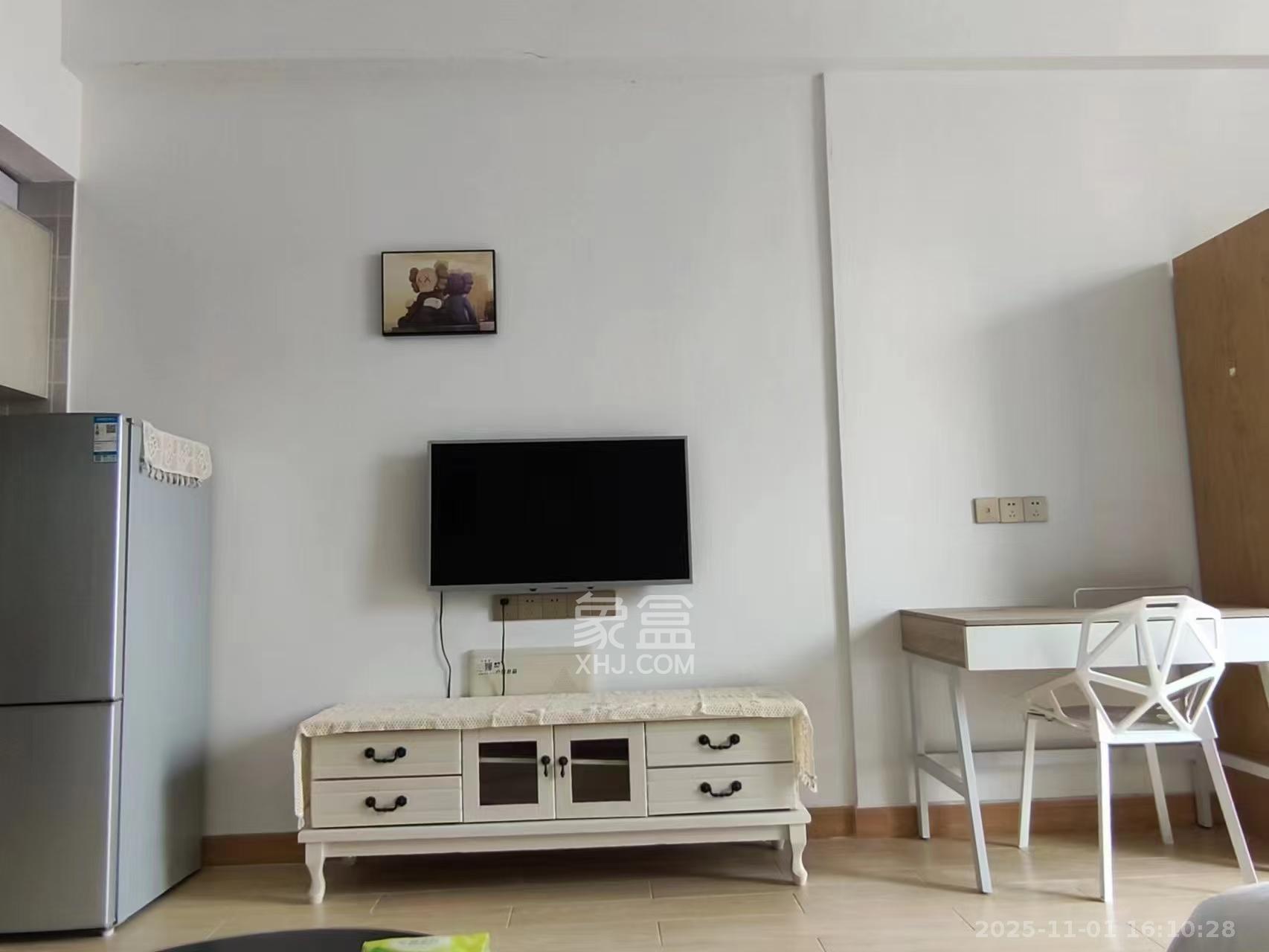 新世界广场 1室0厅1卫 1500.0元/月 新世界广场 1室0厅1卫 1500.0元/月室内图