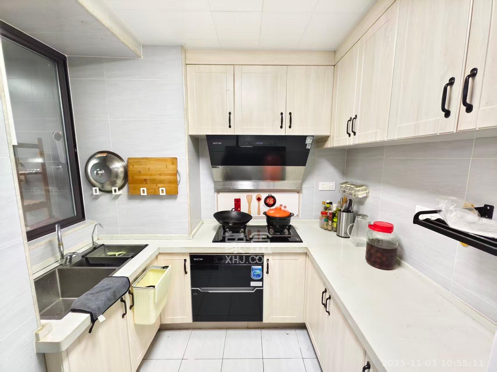 鑫远悦城（鑫远悦时代）  3室2厅1卫    2400.0元/月室内图