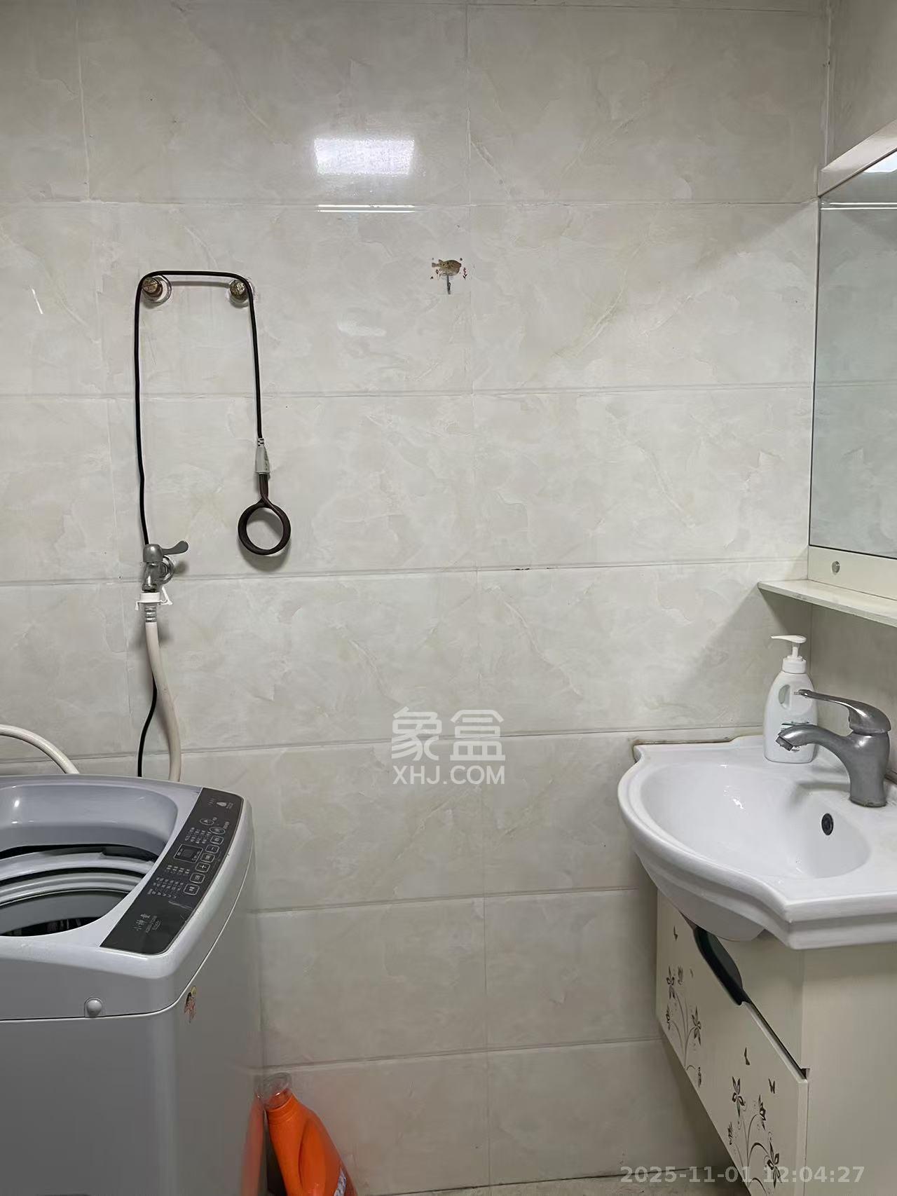 怡海星城 1室1厅1卫 1100.0元/月 怡海星城 1室1厅1卫 1100.0元/月室内图