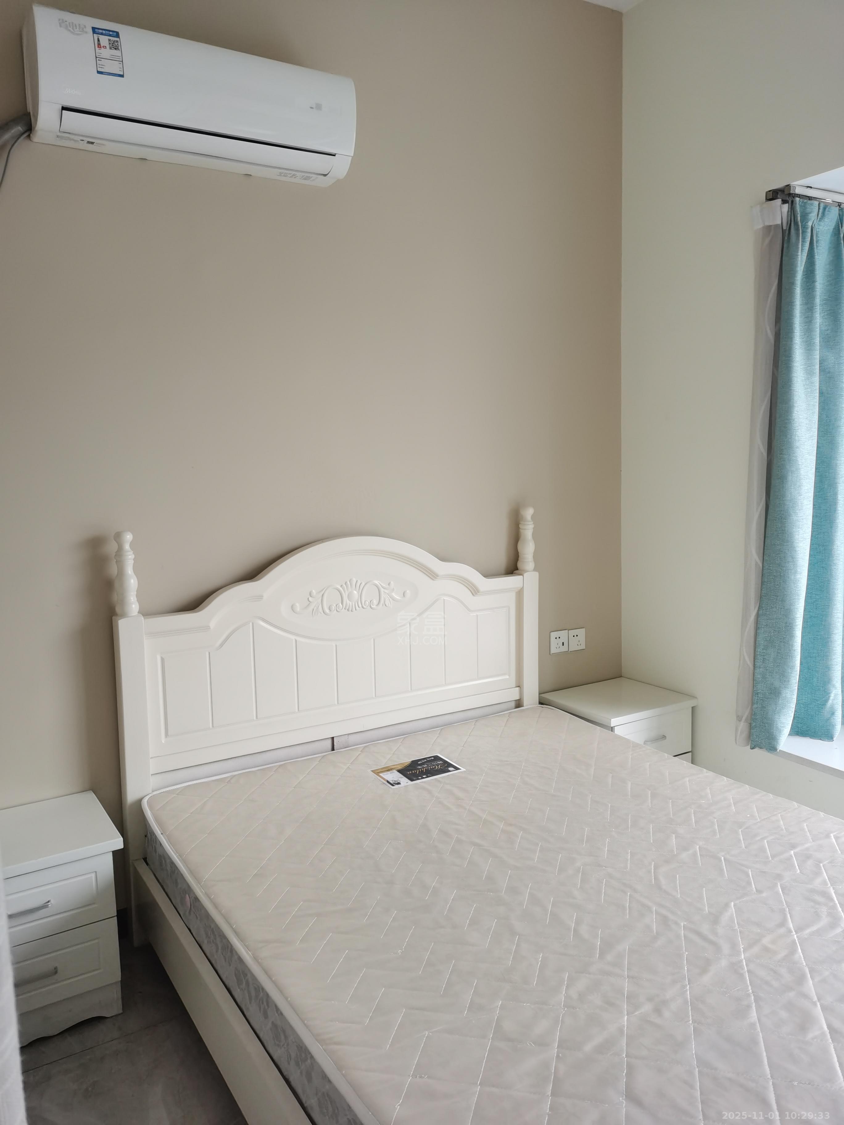 庐山一号  1室1厅1卫    1600.0元/月室内图