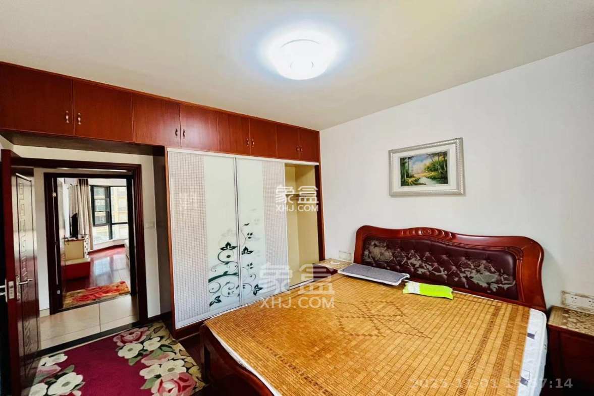 中南红领邦(红星嘉和苑) 4室1厅2卫 3200.0元/月 中南红领邦(红星嘉和苑) 4室1厅2卫 3200.0元/月室内图