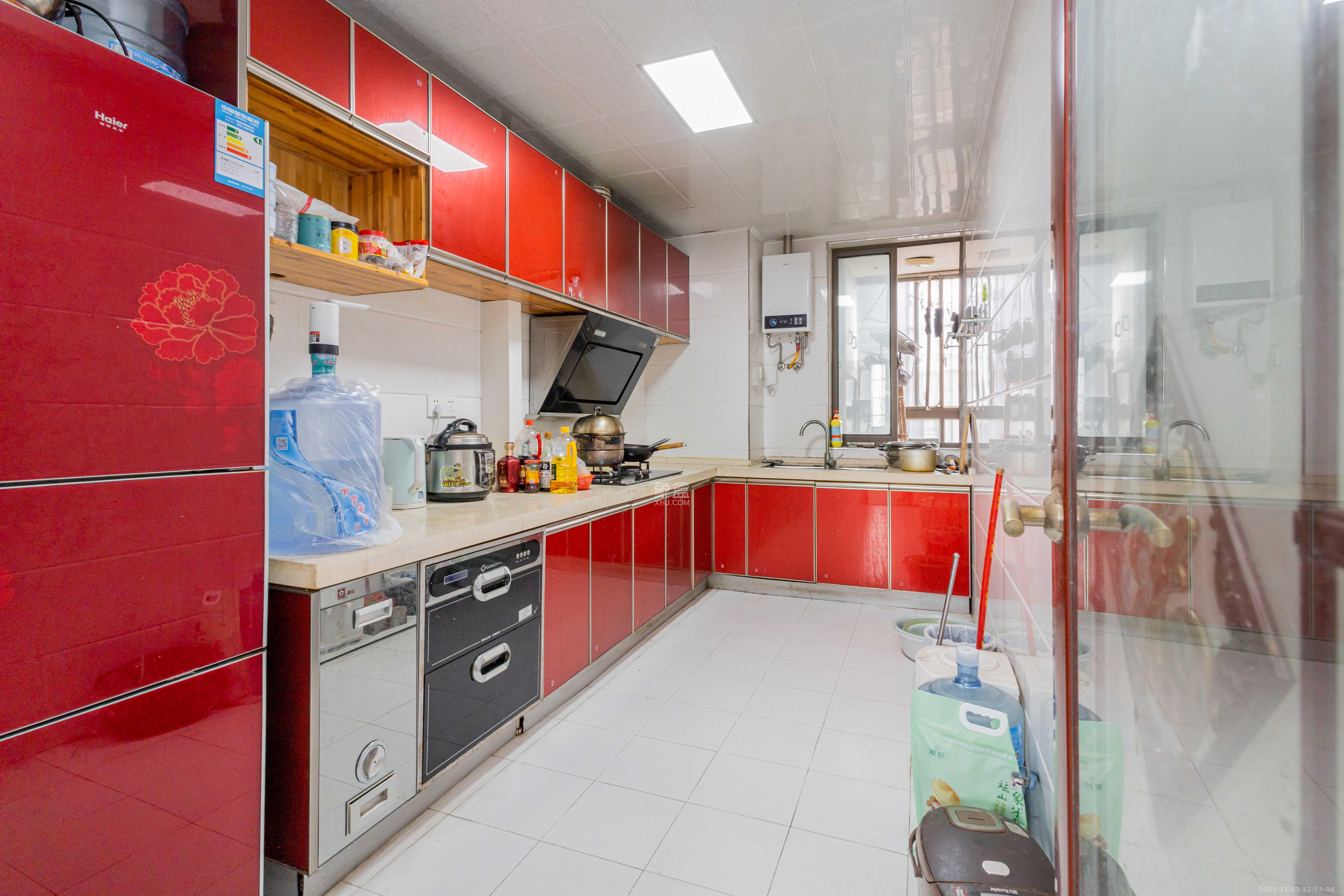 方略潇邦  3室2厅1卫    87.0万厨房