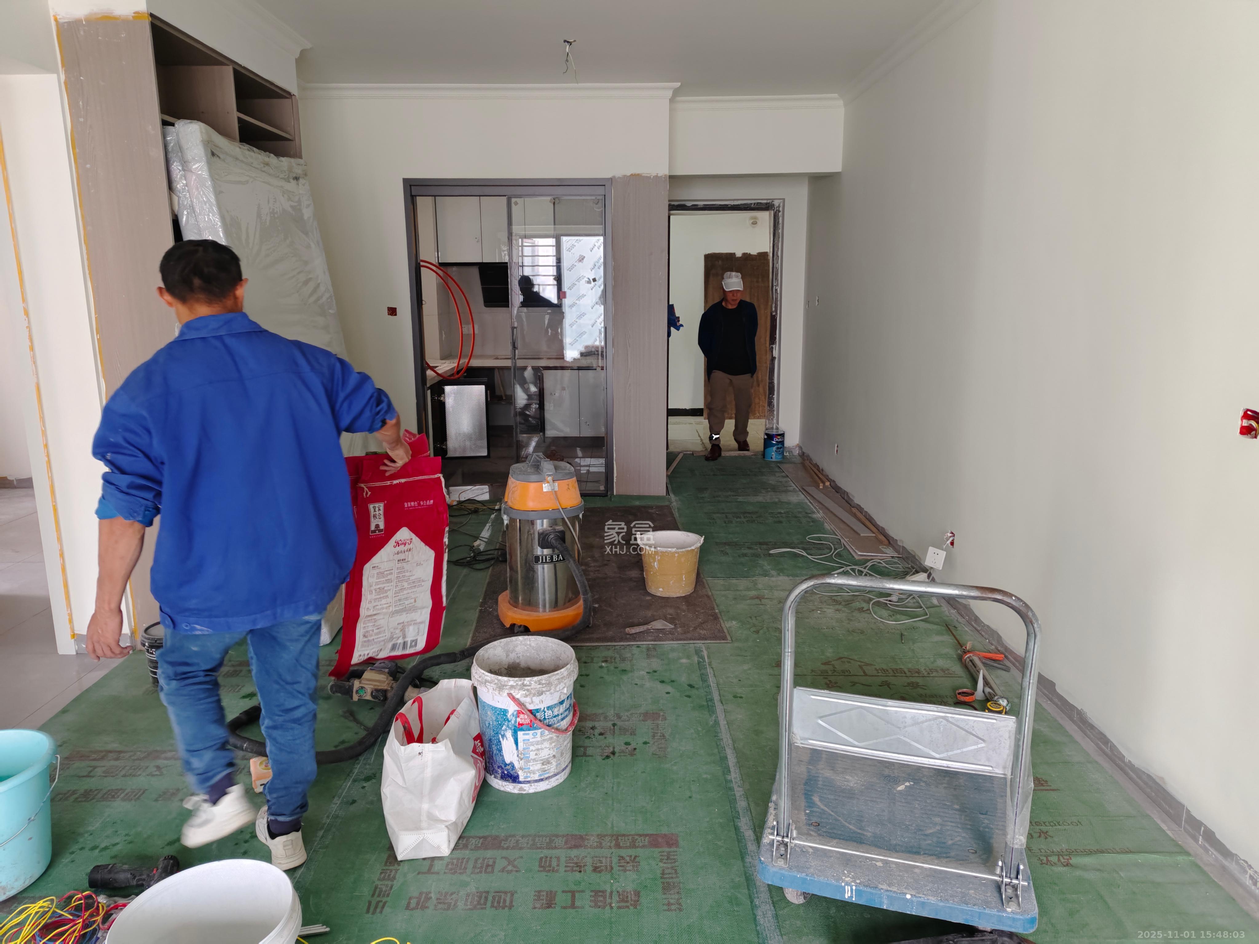 和景家园二期  2室1厅1卫    2000.0元/月室内图