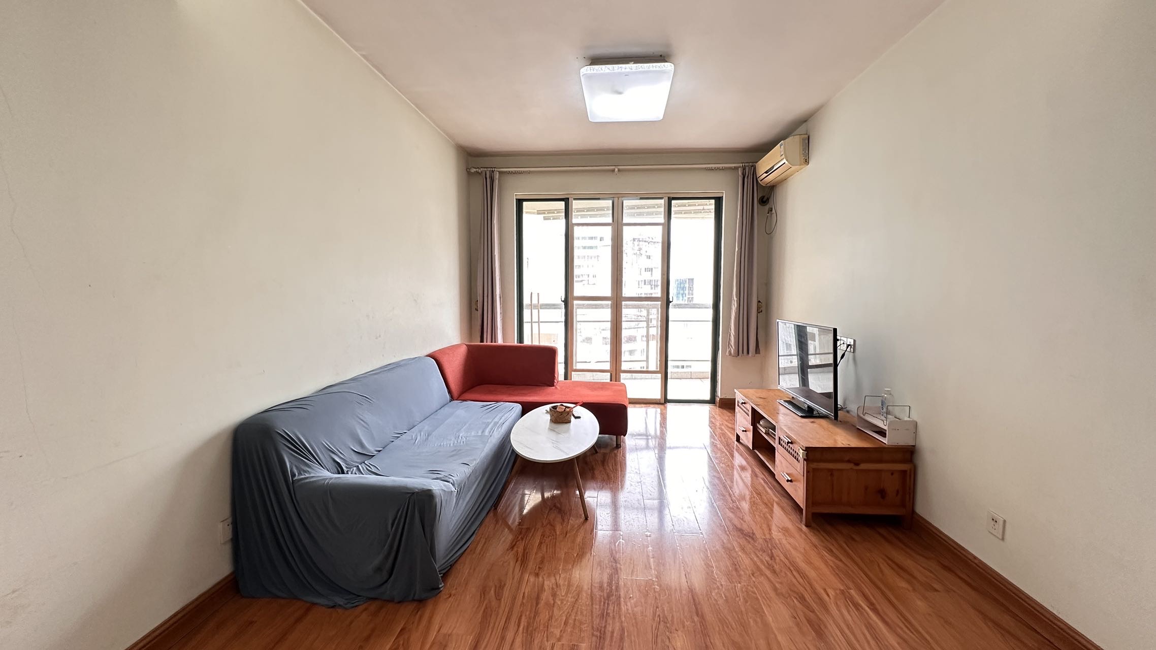 祥阁深蓝湾 2室1厅1卫 2100.0元/月 祥阁深蓝湾 2室1厅1卫 2100.0元/月室内图