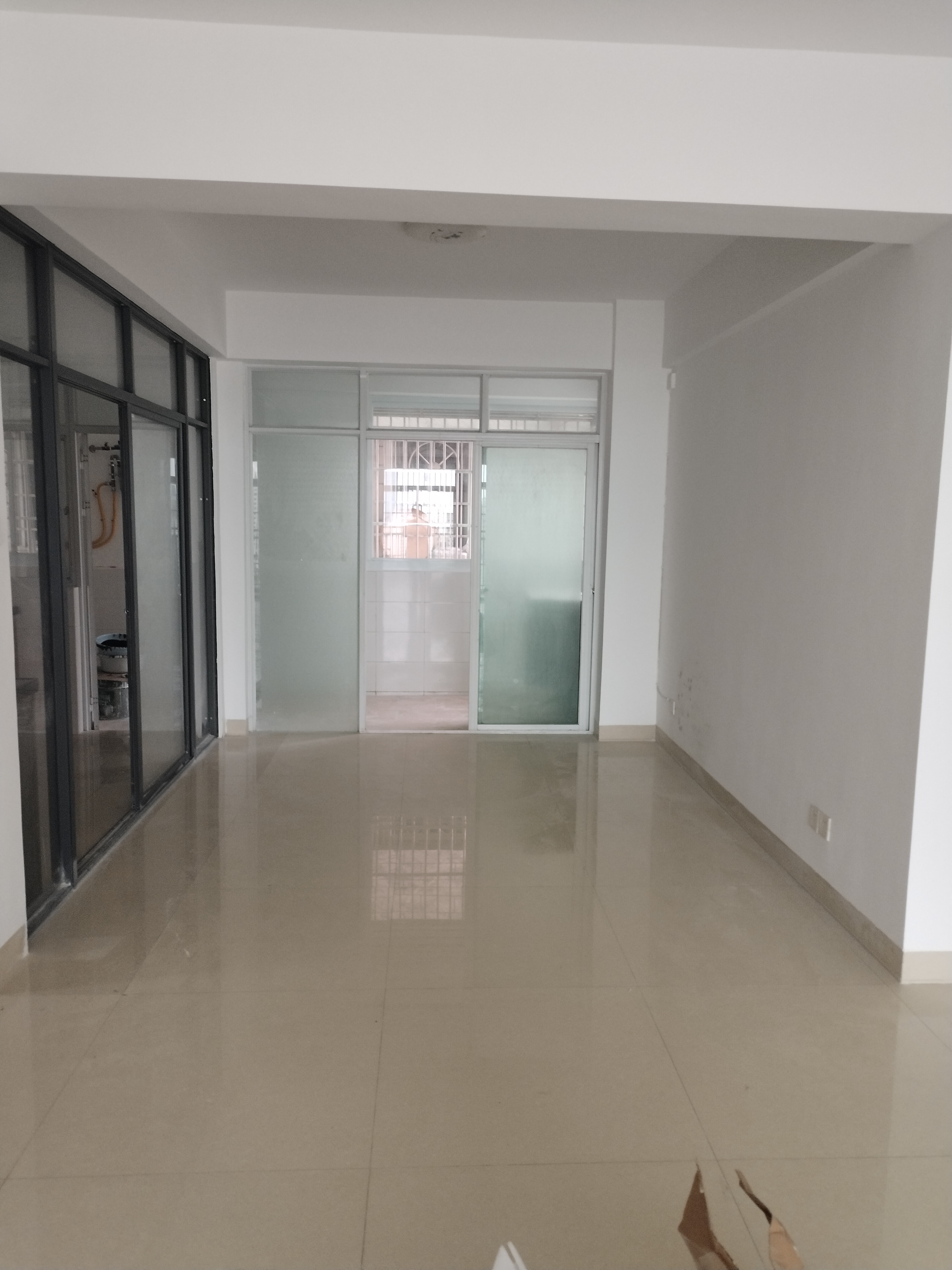 金牛生态小区  3室2厅2卫    3000.0元/月室内图