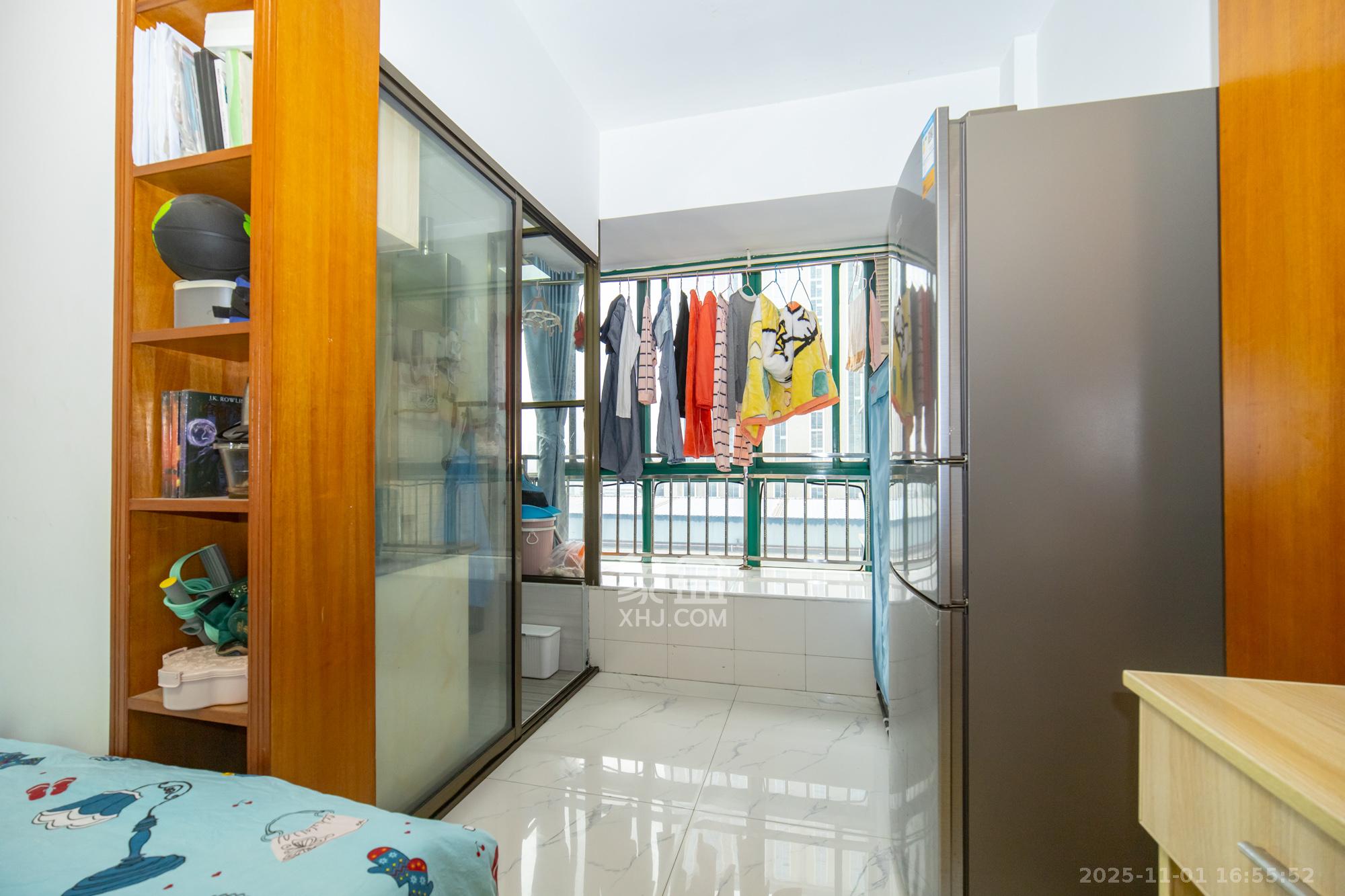 明城公寓  1室1厅1卫    20.8万阳台